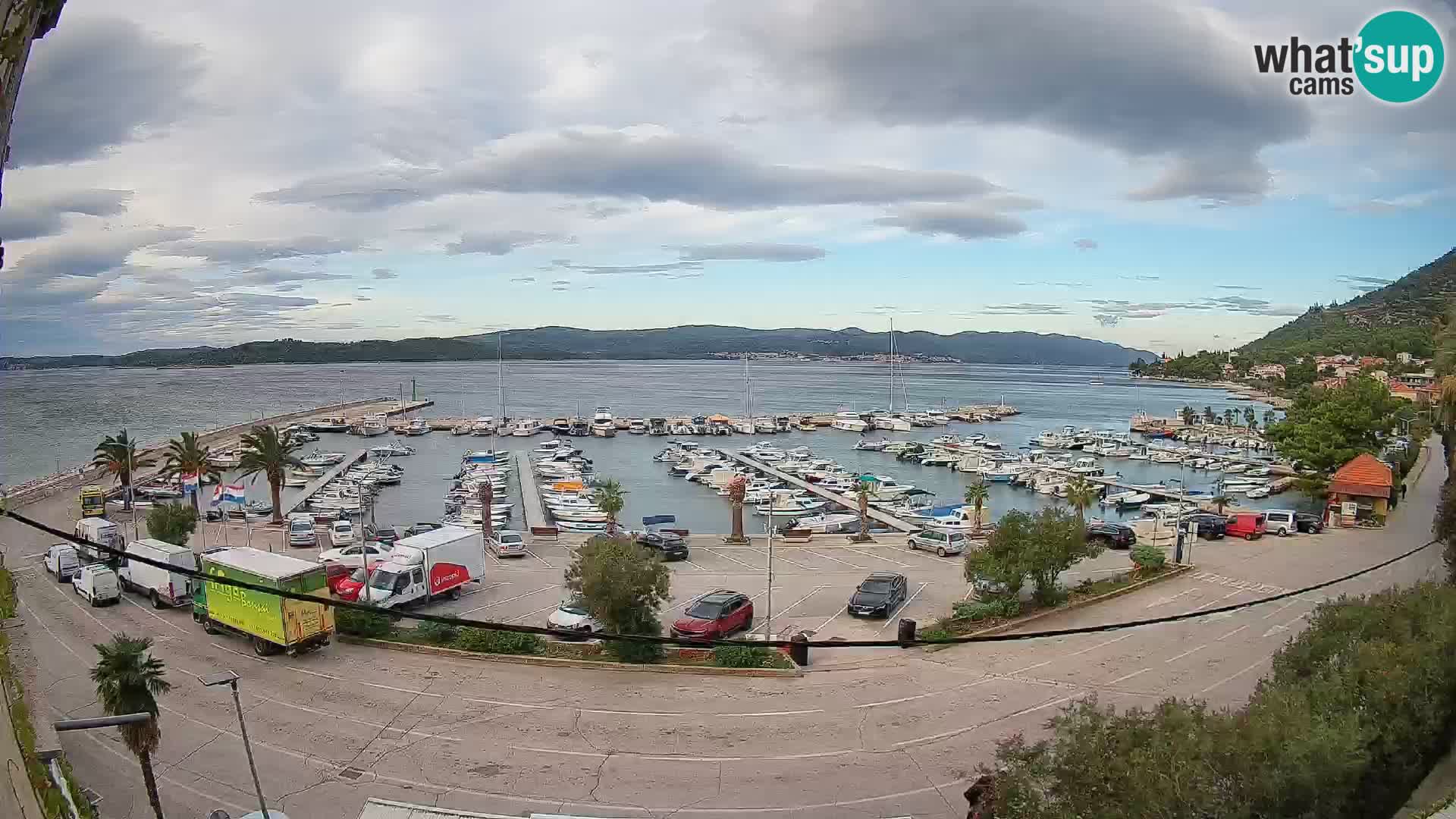Web kamera Orebić Riva – Trajekt za Korčulu uživo