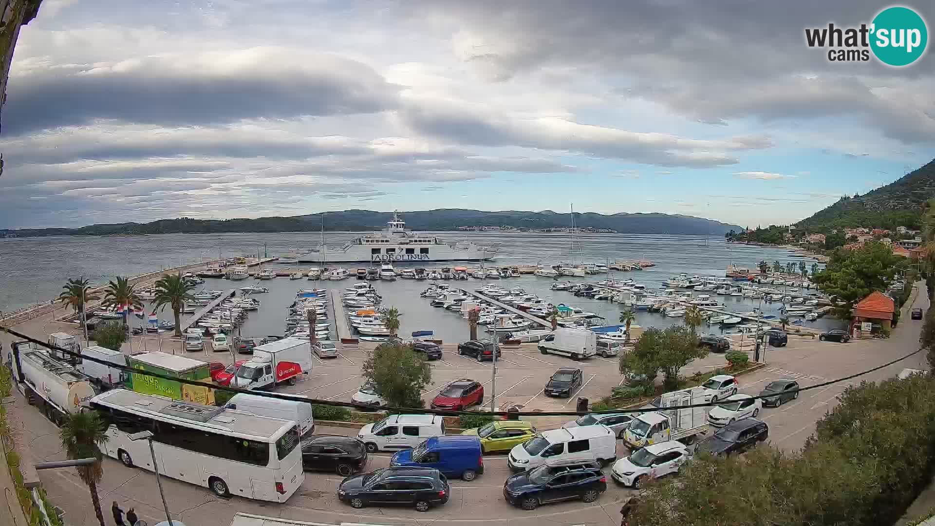 Web kamera Orebić Riva – Trajekt za Korčulu uživo