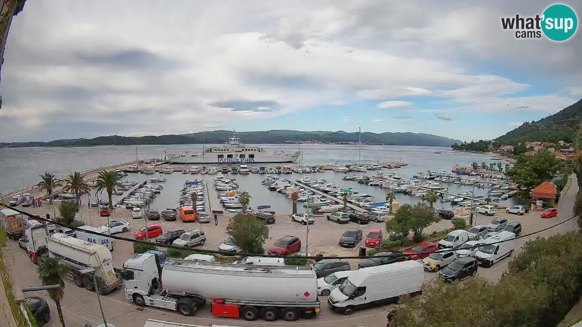 Web kamera Orebić Riva – Trajekt za Korčulu uživo