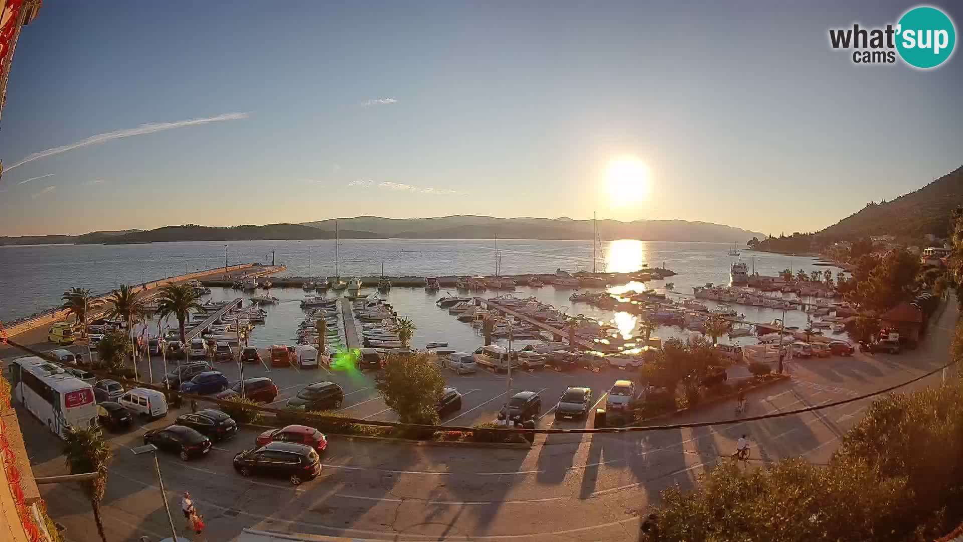 Web kamera Orebić Riva – Trajekt za Korčulu uživo