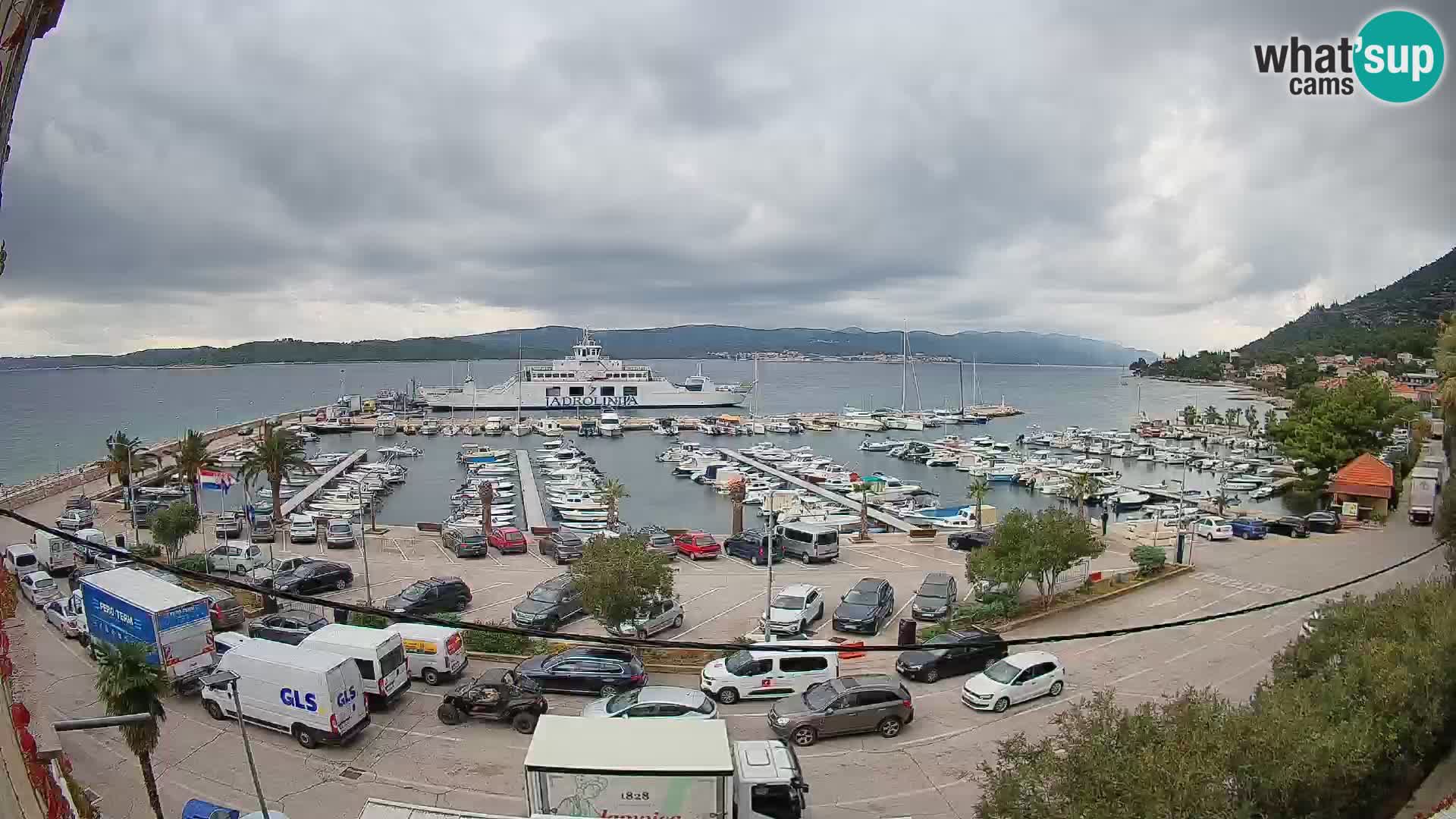 Web kamera Orebić Riva – Trajekt za Korčulu uživo