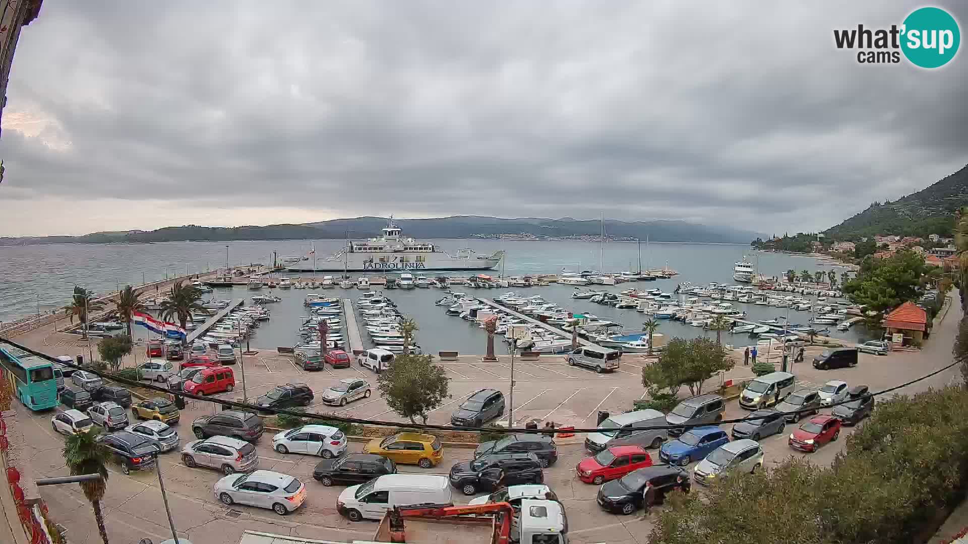 Web kamera Orebić Riva – Trajekt za Korčulu uživo
