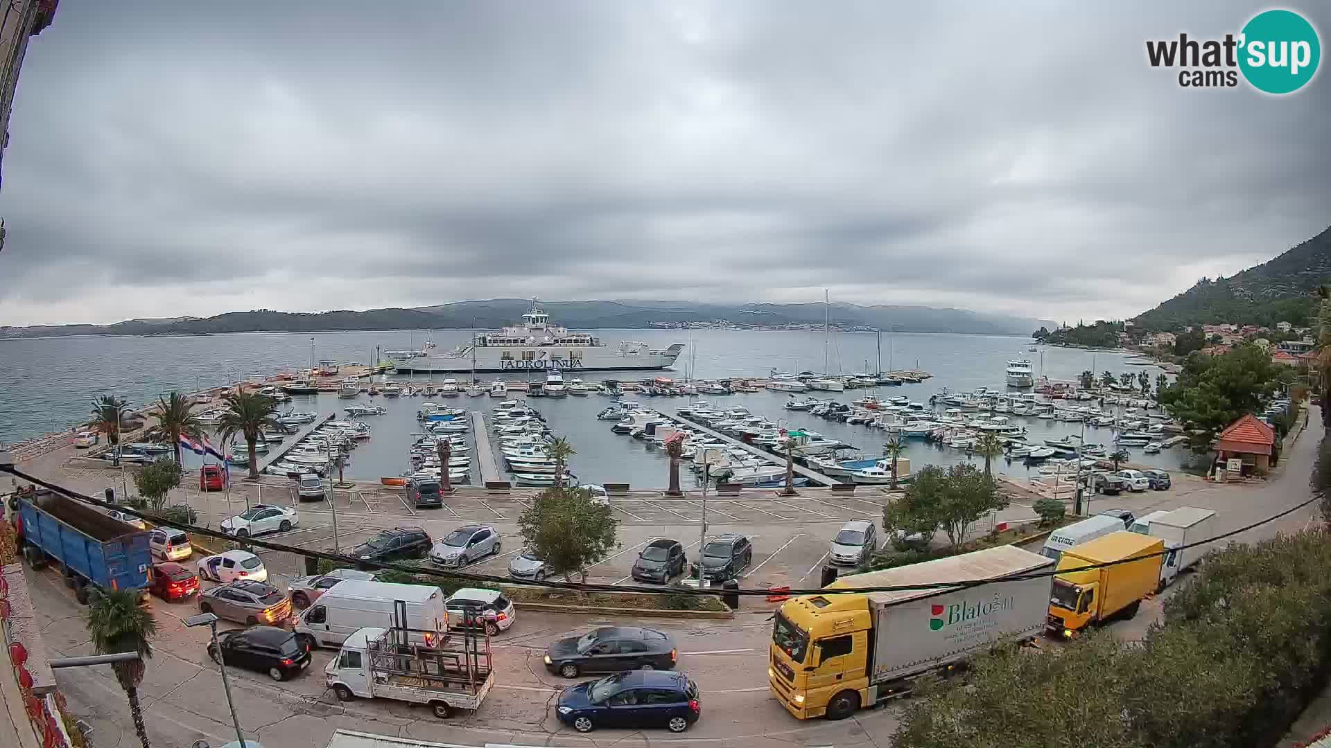 Spletna kamera Orebić Riva – Trajekt za Korčulo v živo