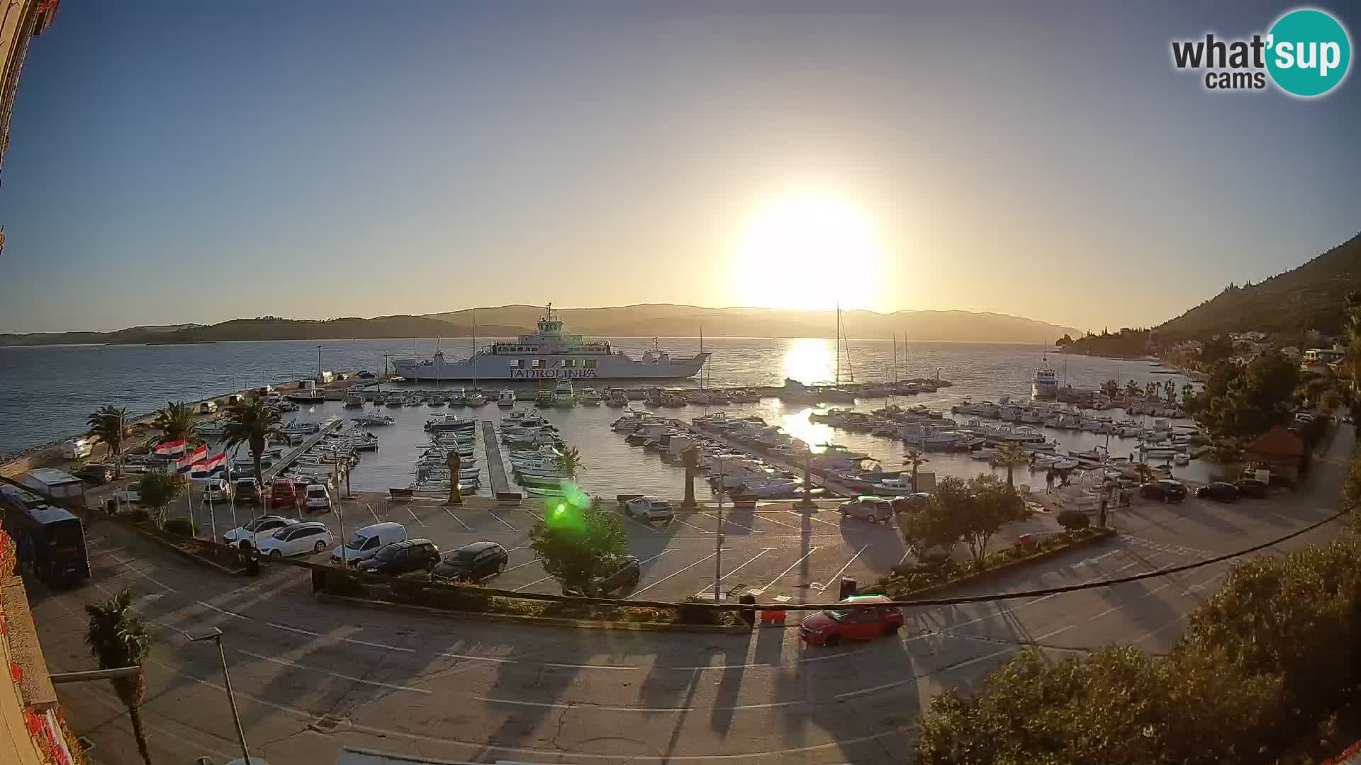 Web kamera Orebić Riva – Trajekt za Korčulu uživo