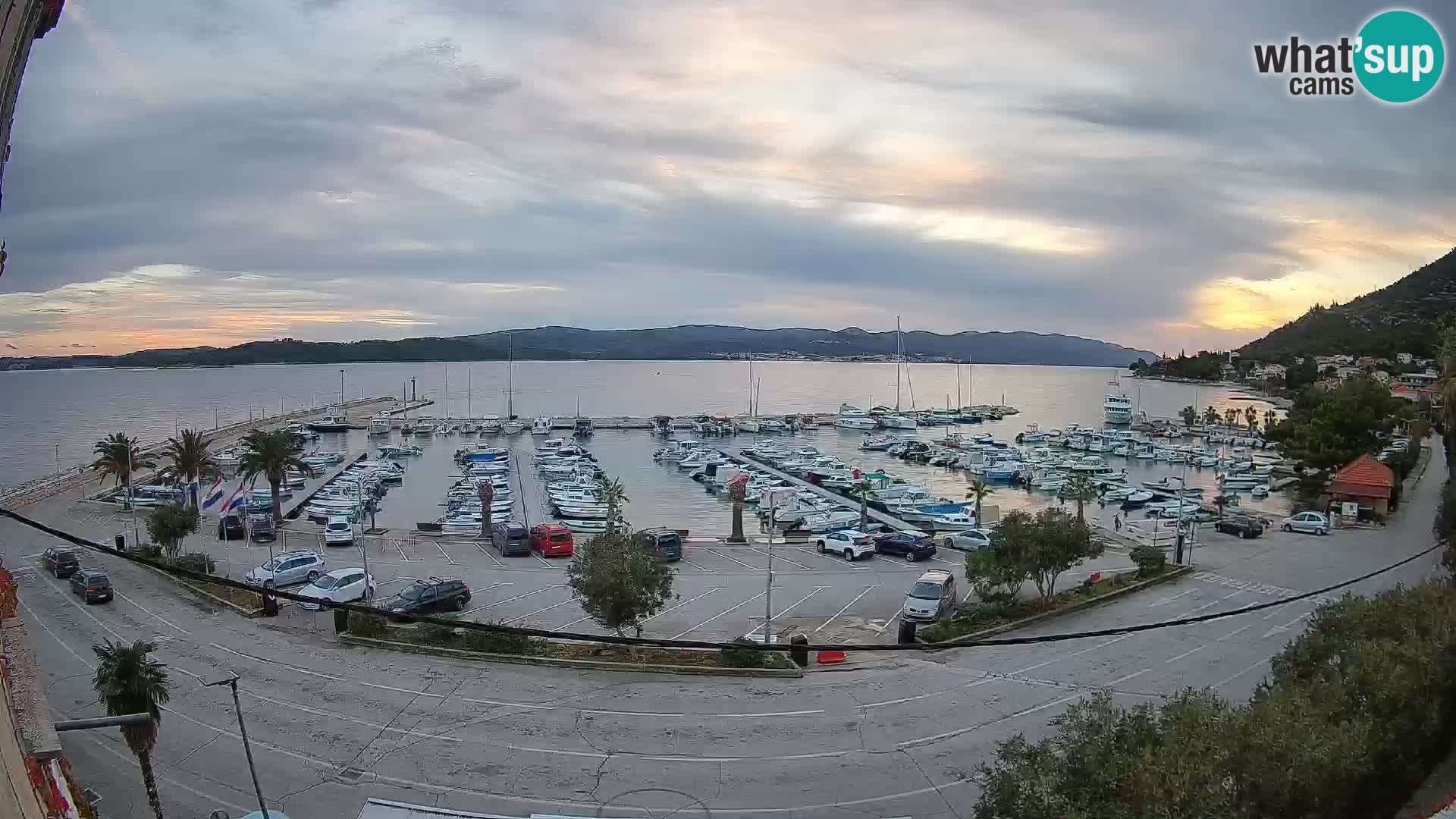 Web kamera Orebić Riva – Trajekt za Korčulu uživo