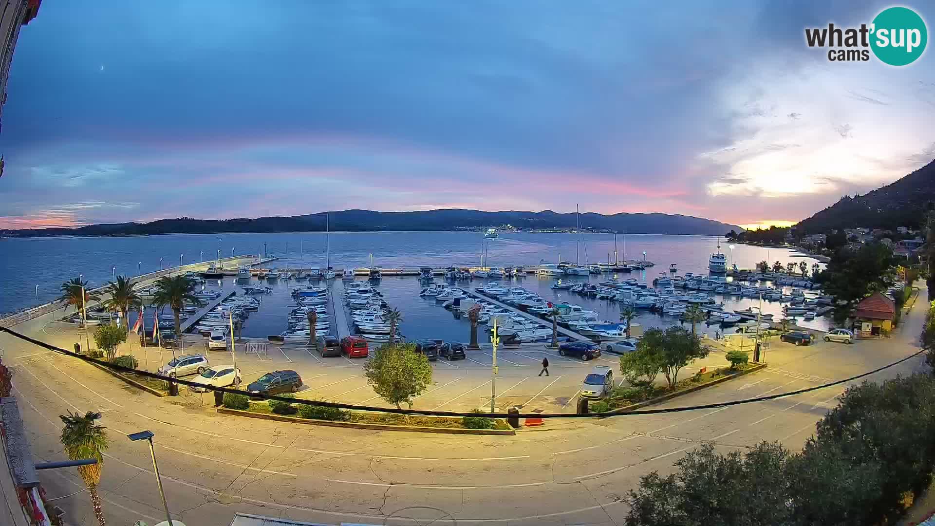 Web kamera Orebić Riva – Trajekt za Korčulu uživo