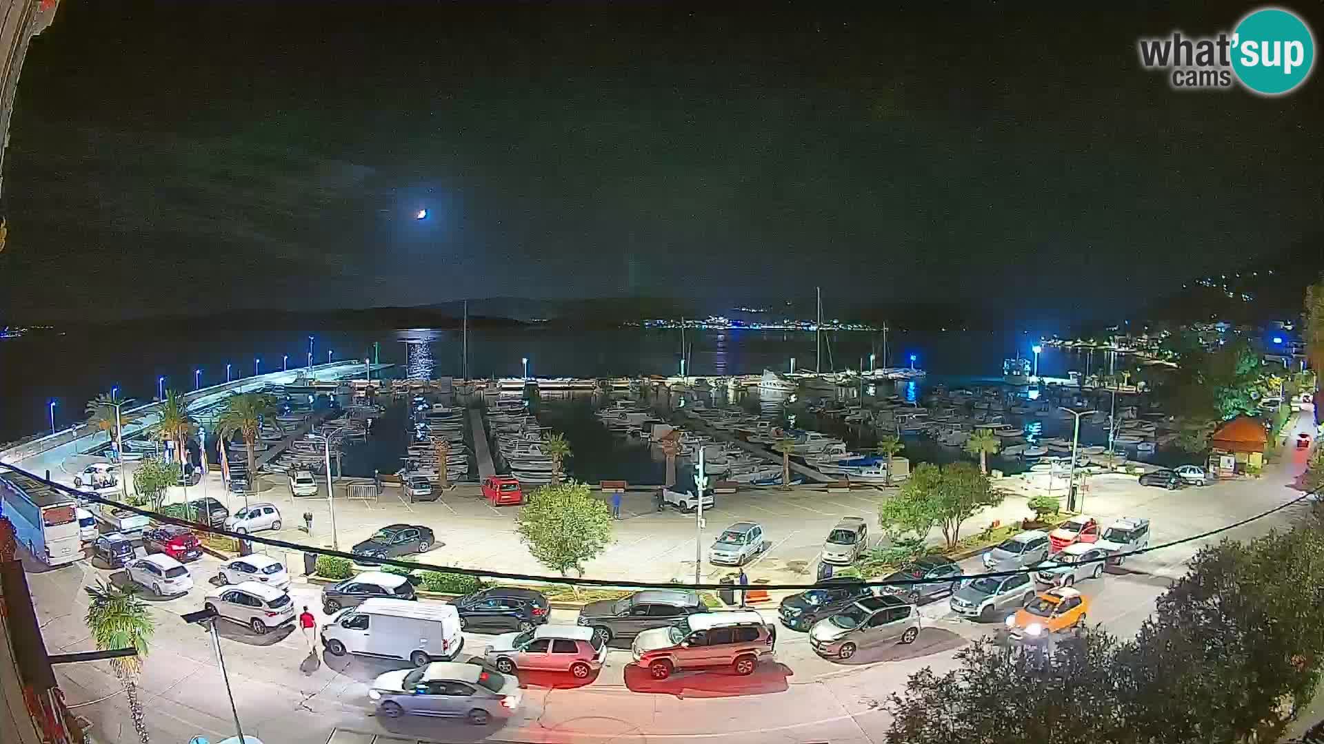 Web kamera Orebić Riva – Trajekt za Korčulu uživo