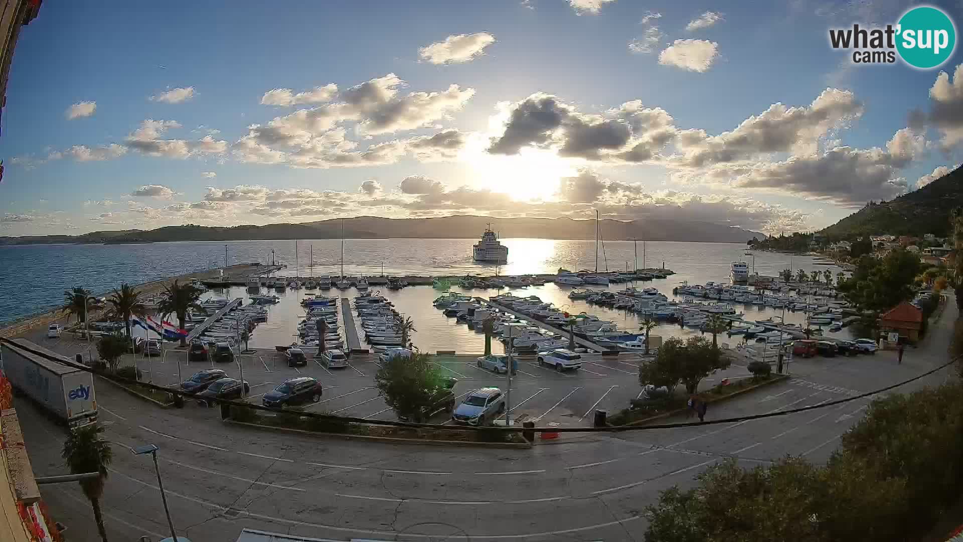 Spletna kamera Orebić Riva – Trajekt za Korčulo v živo