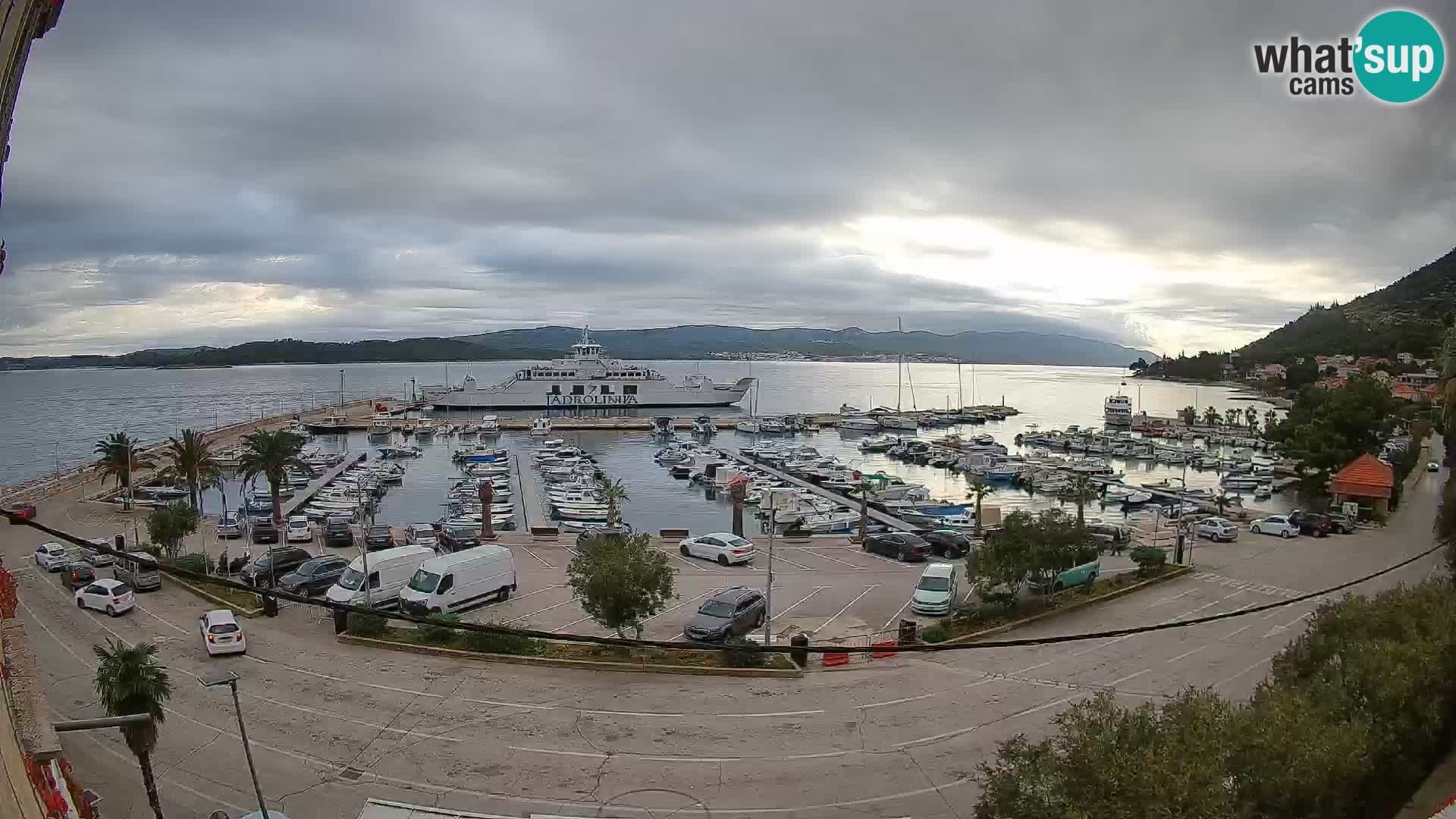 Spletna kamera Orebić Riva – Trajekt za Korčulo v živo