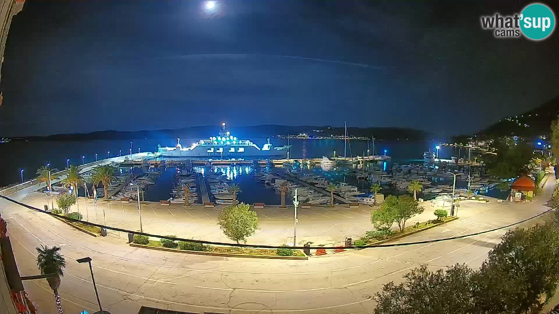 Webcam Orebić Riva – Ferry to Korčula Live