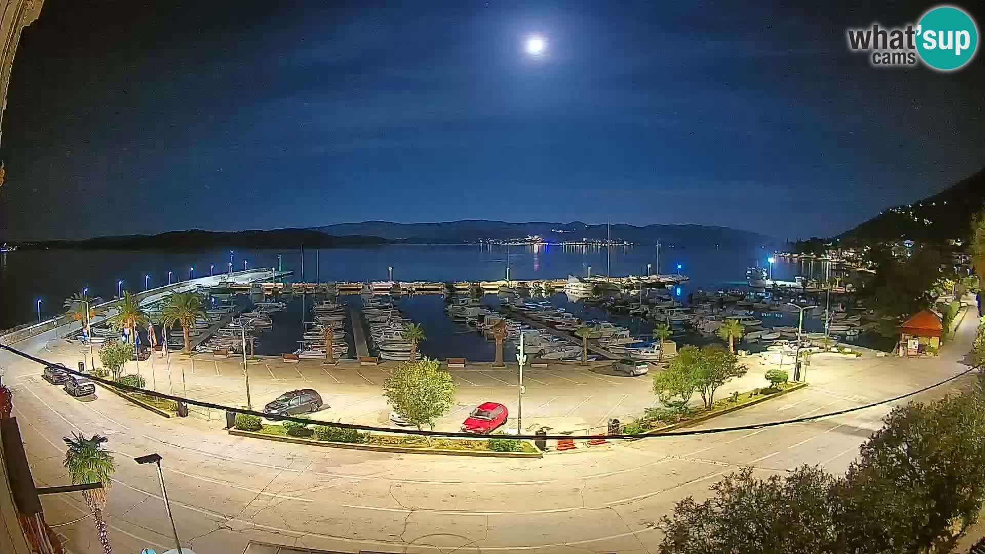 Spletna kamera Orebić Riva – Trajekt za Korčulo v živo