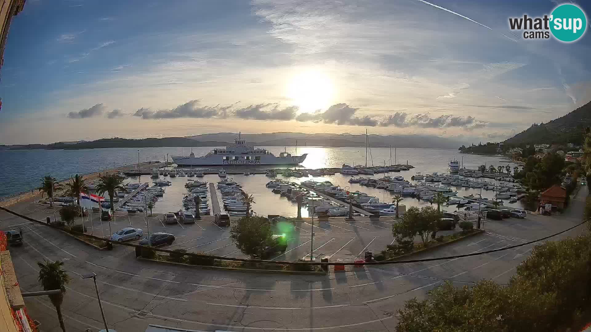 Spletna kamera Orebić Riva – Trajekt za Korčulo v živo