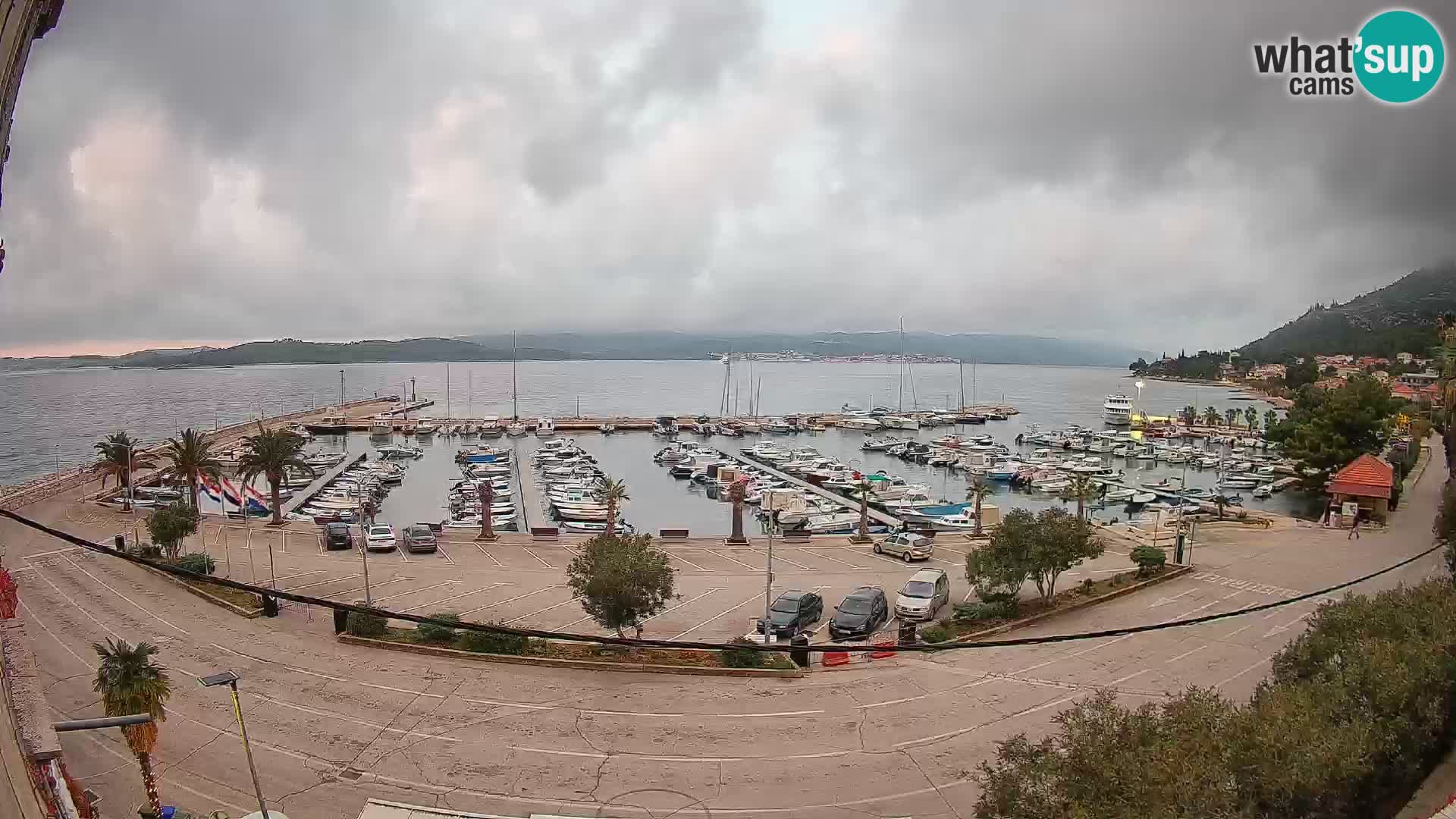 Web kamera Orebić Riva – Trajekt za Korčulu uživo