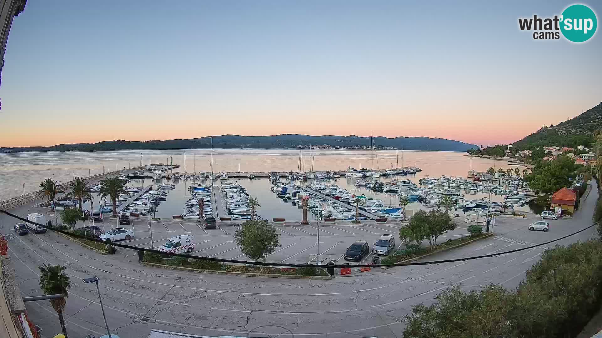 Web kamera Orebić Riva – Trajekt za Korčulu uživo