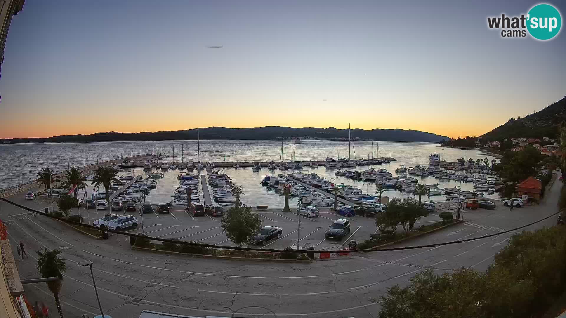 Web kamera Orebić Riva – Trajekt za Korčulu uživo