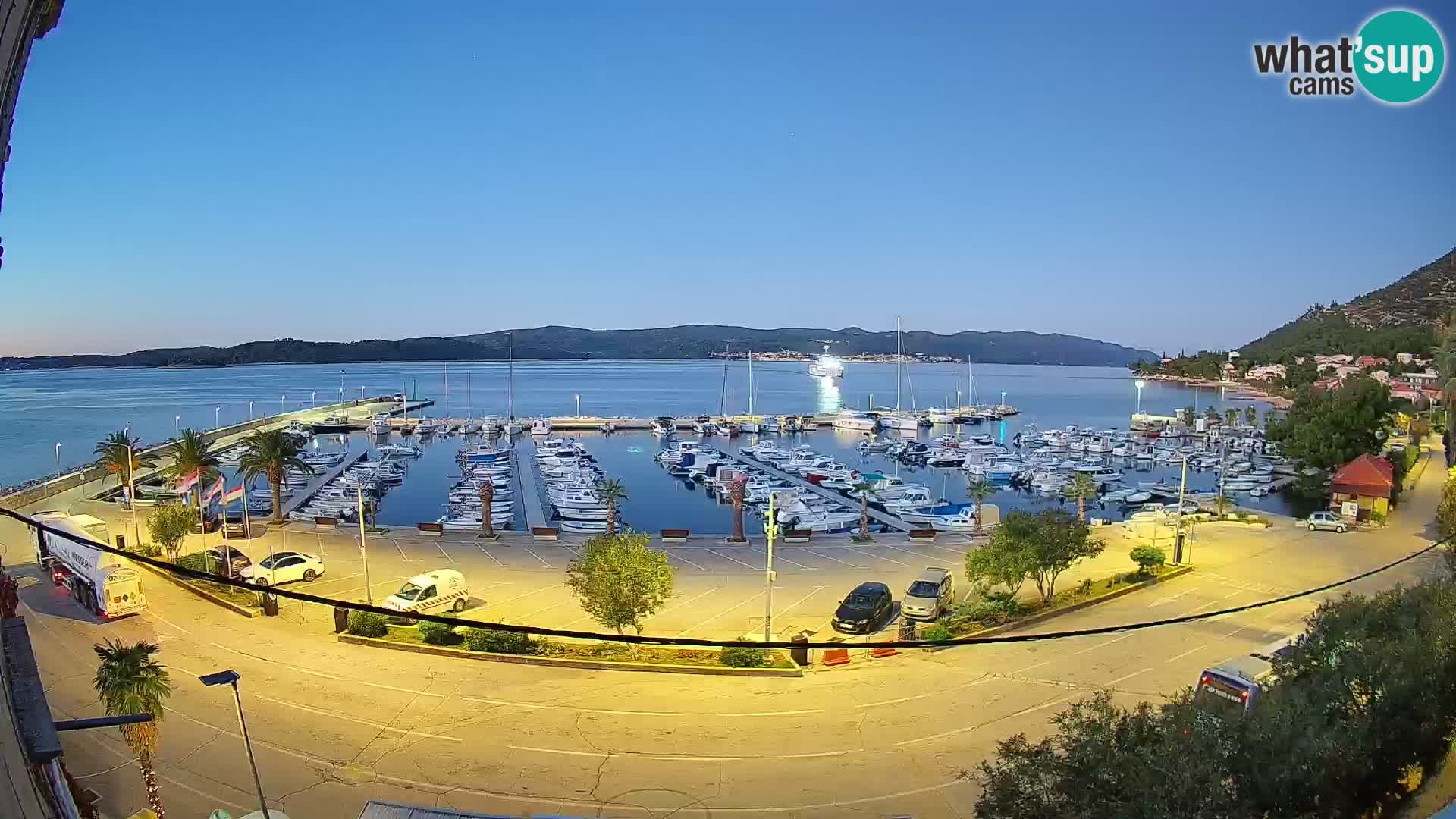 Webcam Orebić Riva – Ferry to Korčula Live