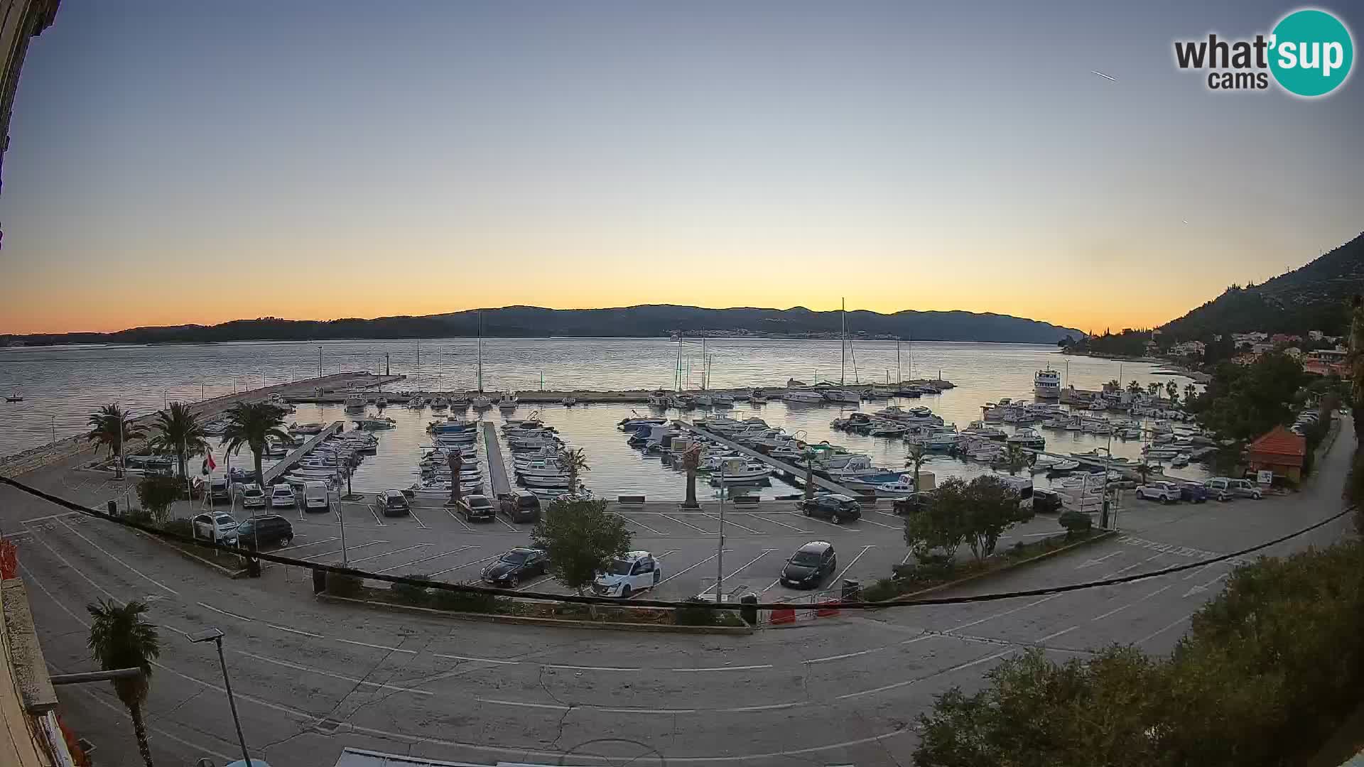 Web kamera Orebić Riva – Trajekt za Korčulu uživo