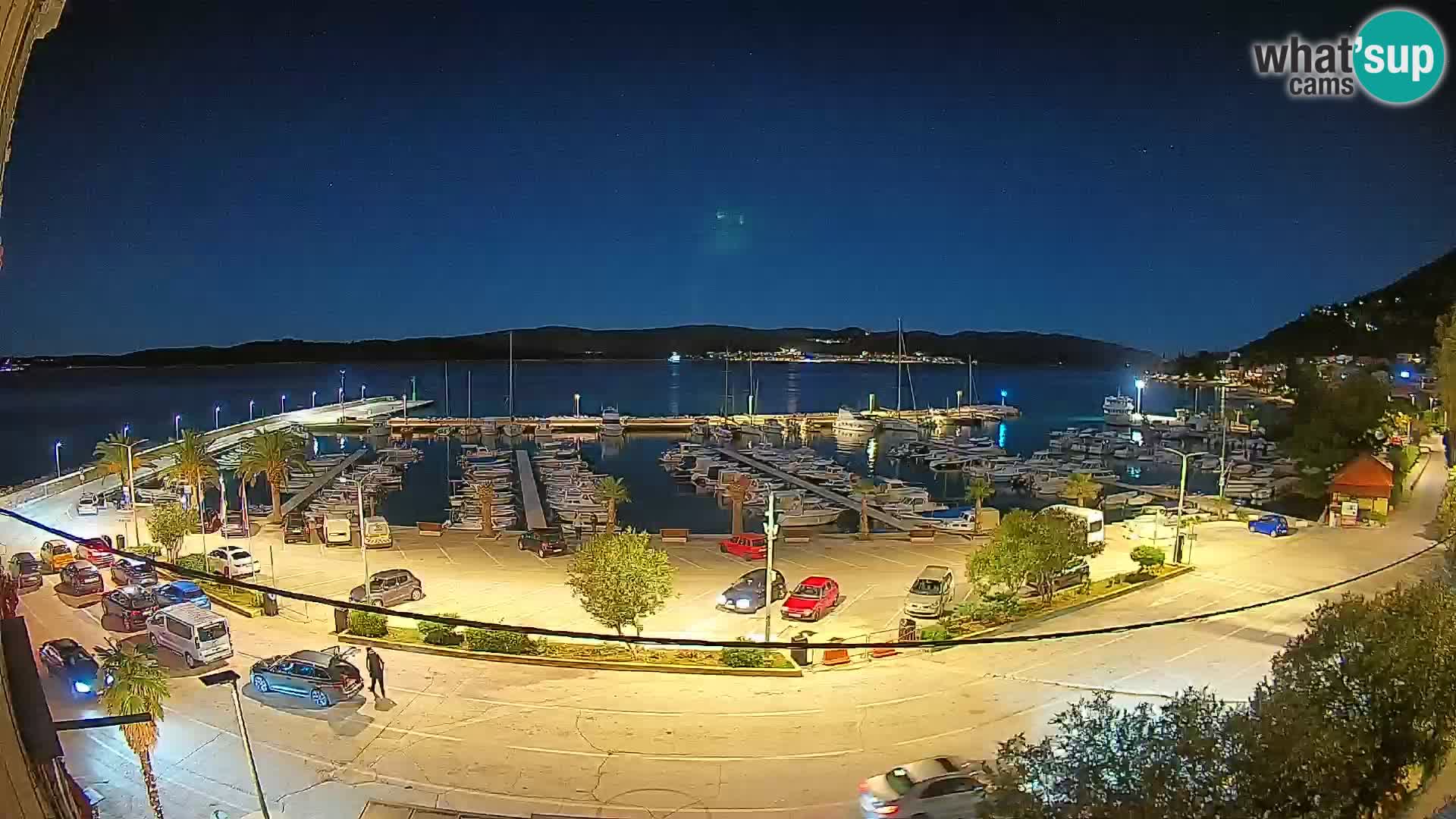 Web kamera Orebić Riva – Trajekt za Korčulu uživo