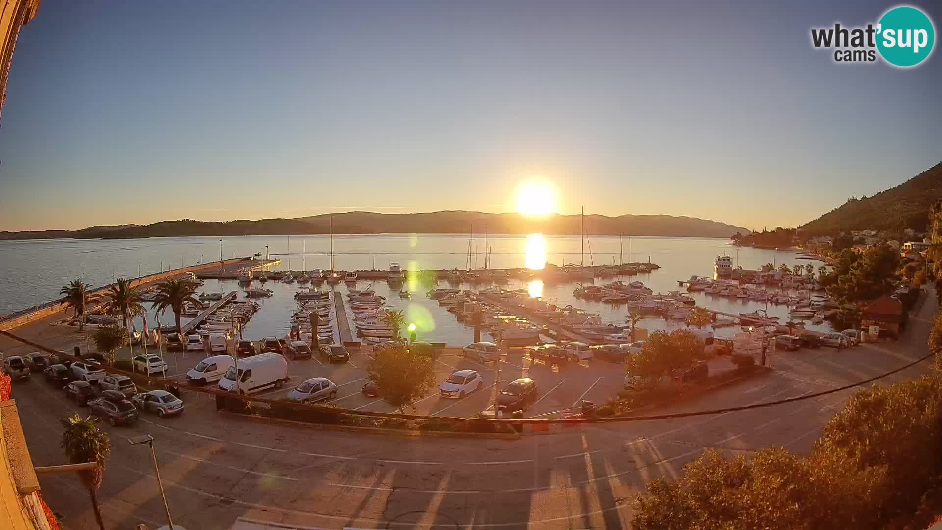 Web kamera Orebić Riva – Trajekt za Korčulu uživo