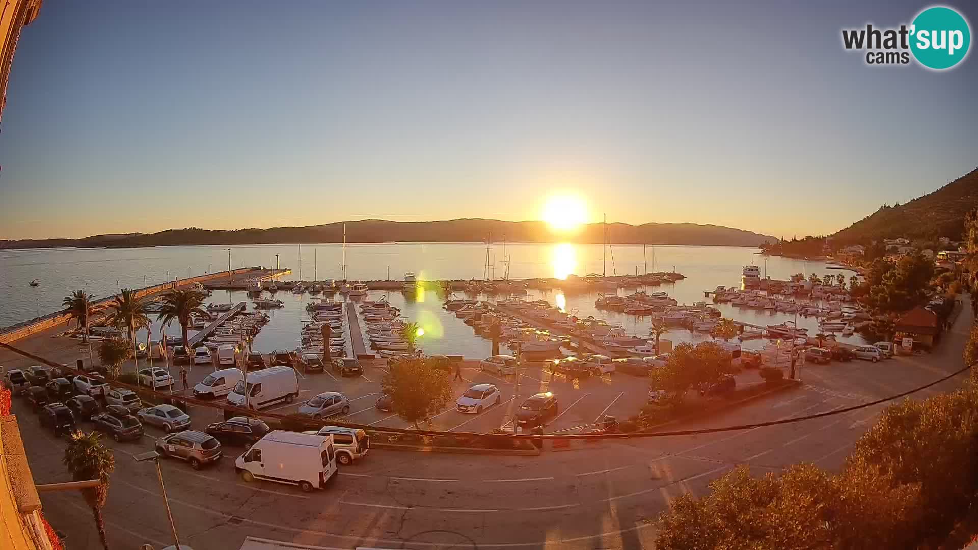 Web kamera Orebić Riva – Trajekt za Korčulu uživo