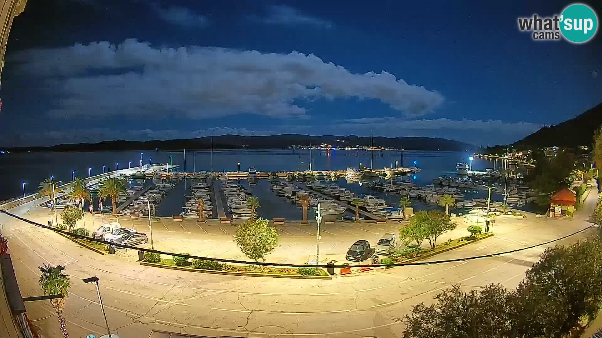 Web kamera Orebić Riva – Trajekt za Korčulu uživo