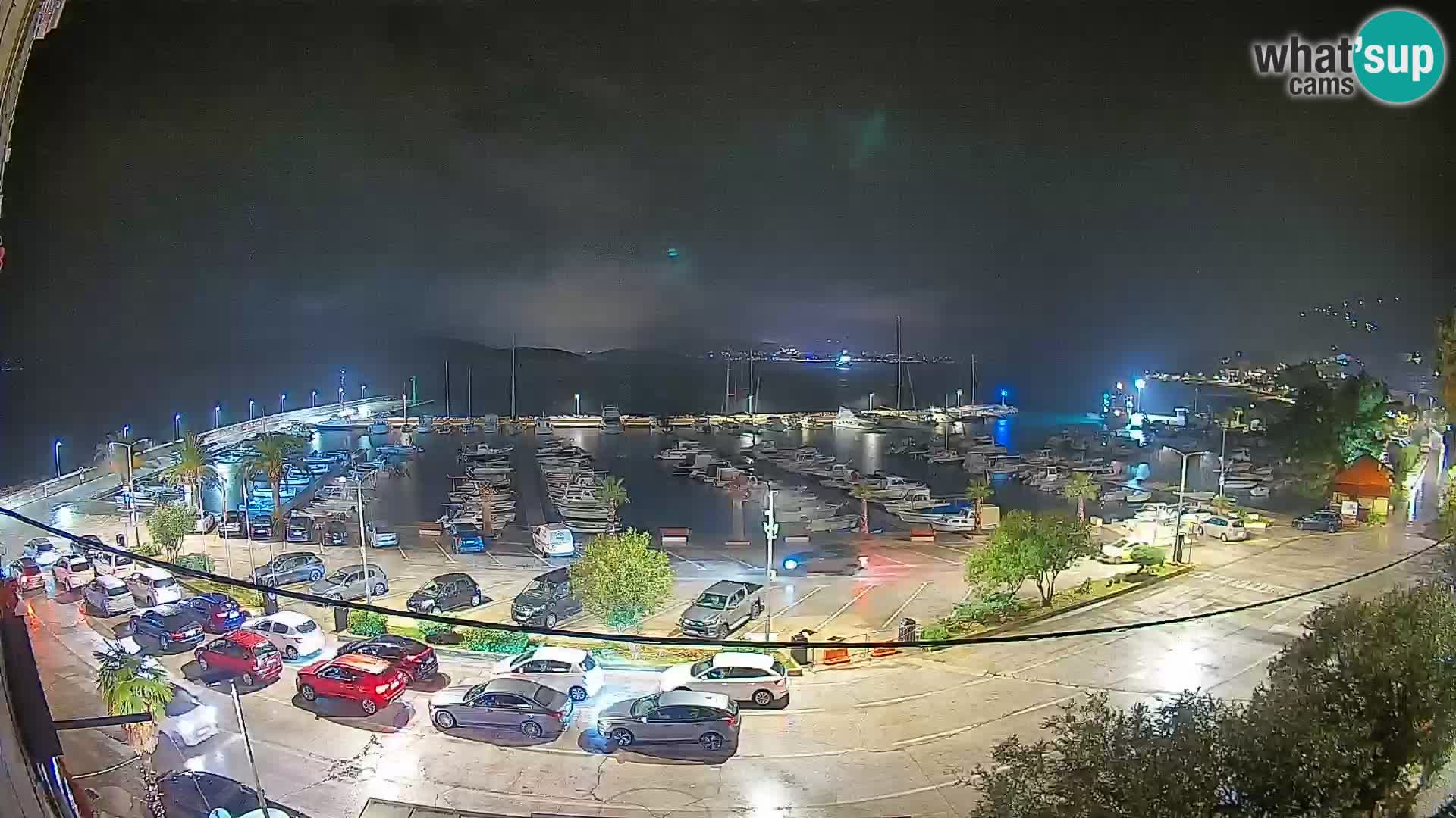 Web kamera Orebić Riva – Trajekt za Korčulu uživo