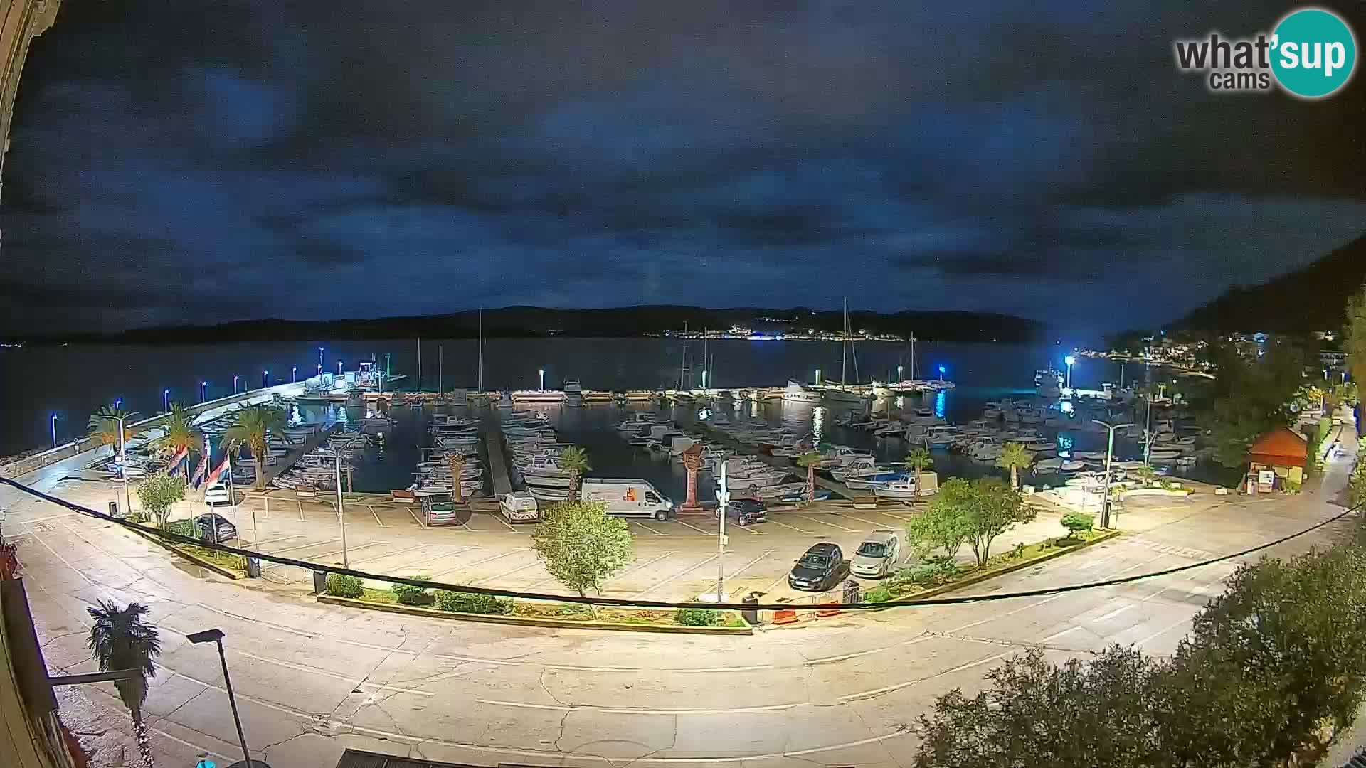 Web kamera Orebić Riva – Trajekt za Korčulu uživo