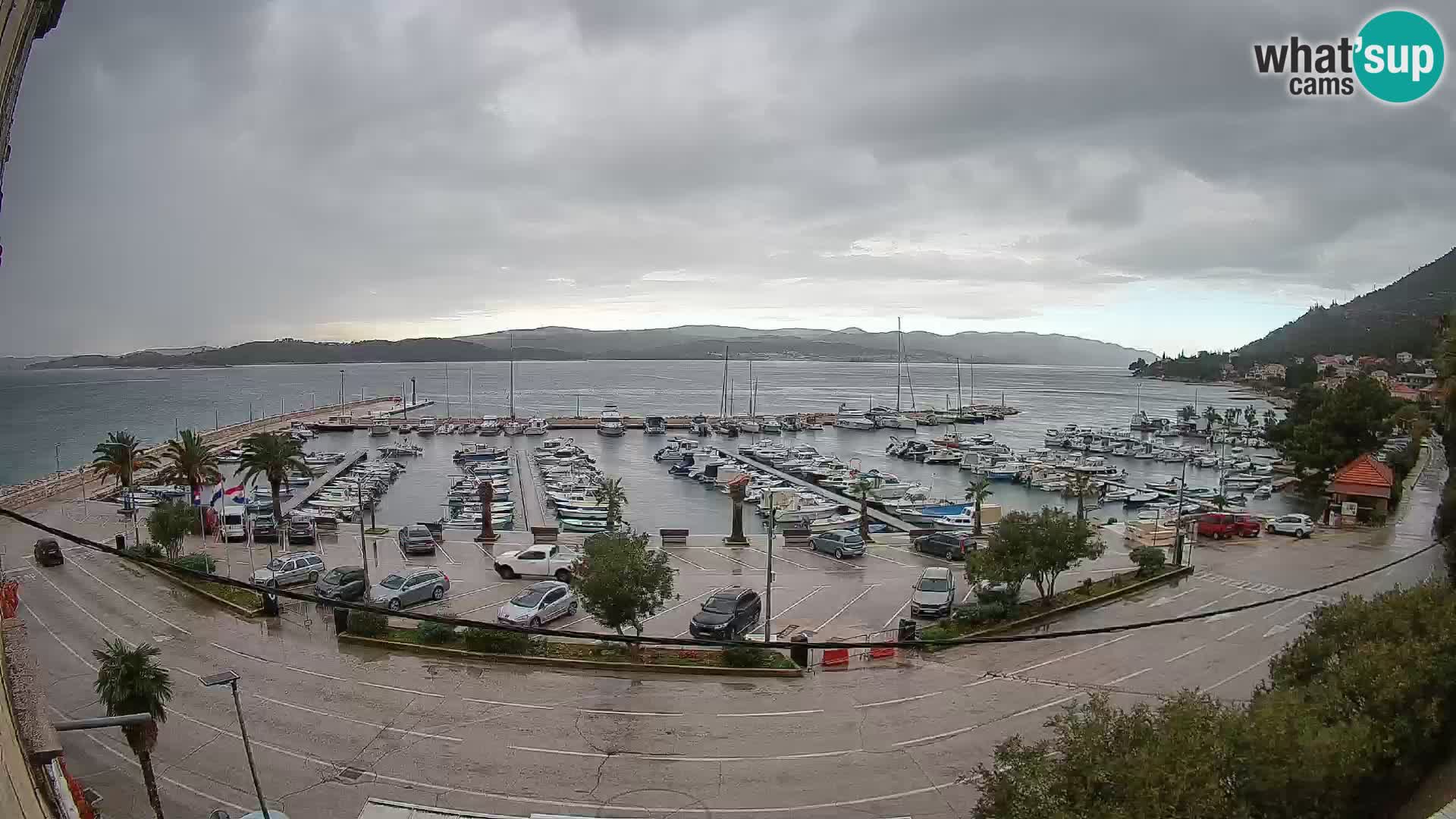 Web kamera Orebić Riva – Trajekt za Korčulu uživo