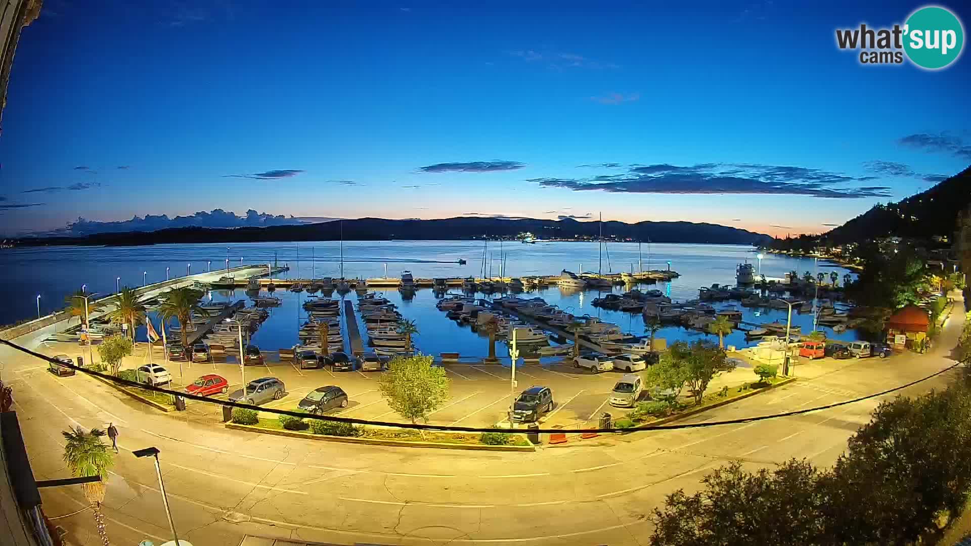 Web kamera Orebić Riva – Trajekt za Korčulu uživo