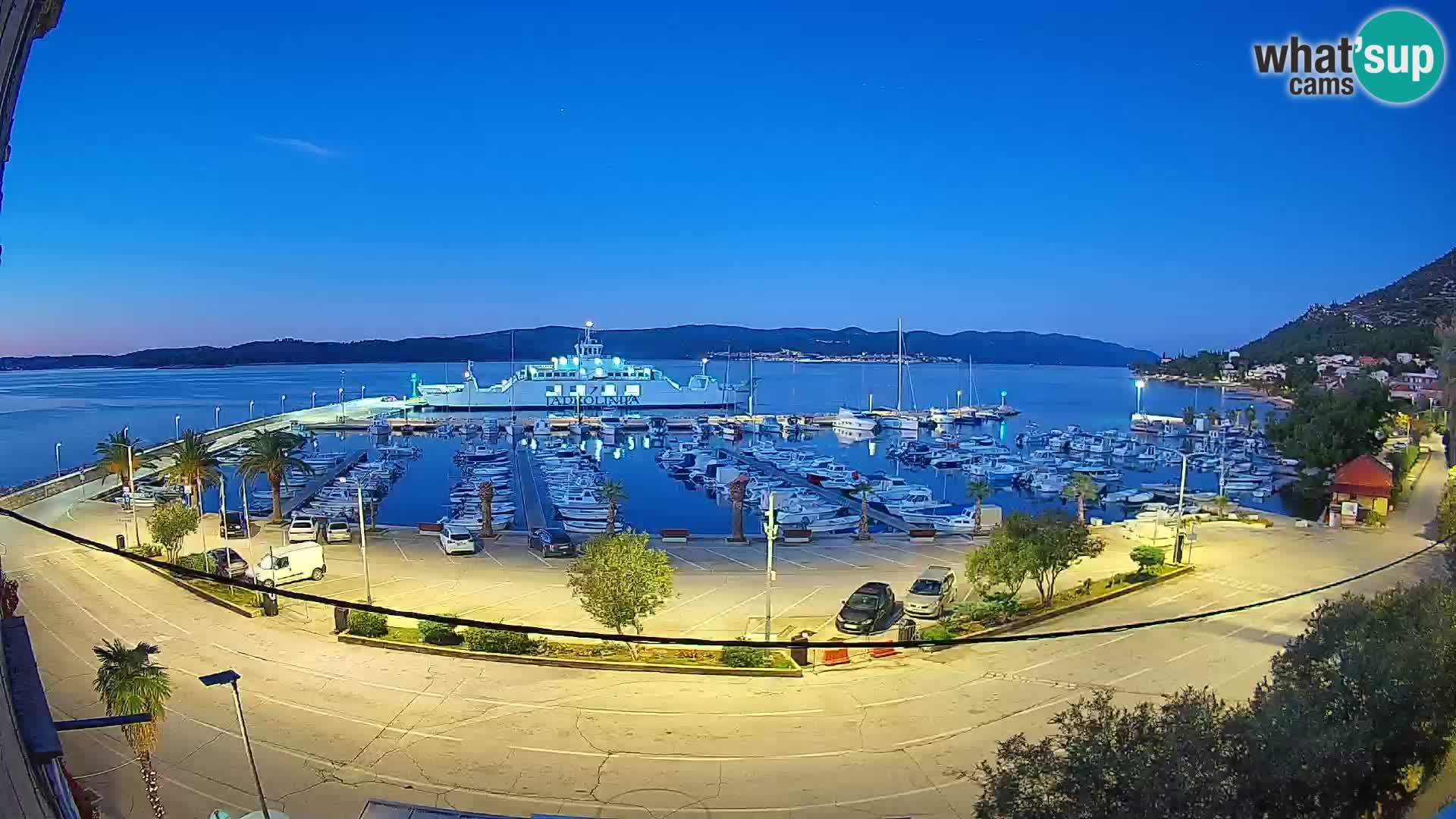 Web kamera Orebić Riva – Trajekt za Korčulu uživo
