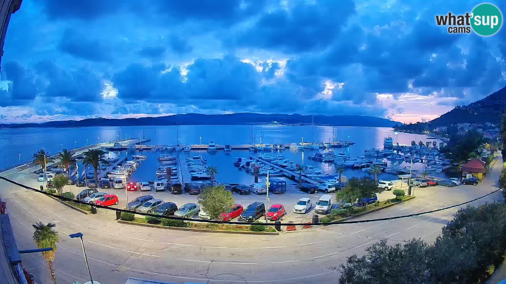 Web kamera Orebić Riva – Trajekt za Korčulu uživo