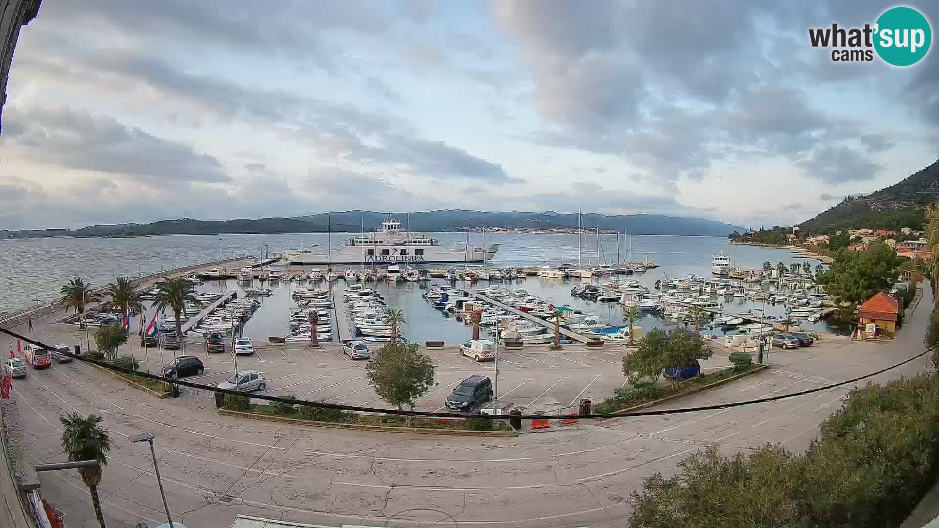 Spletna kamera Orebić Riva – Trajekt za Korčulo v živo