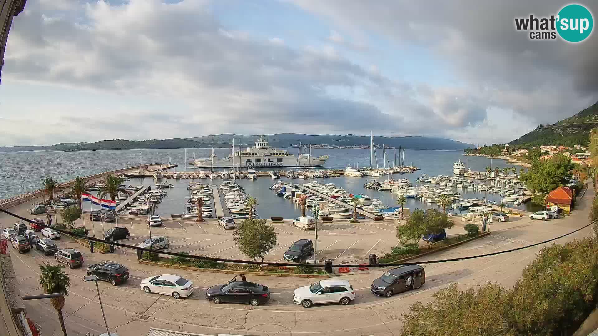 Web kamera Orebić Riva – Trajekt za Korčulu uživo