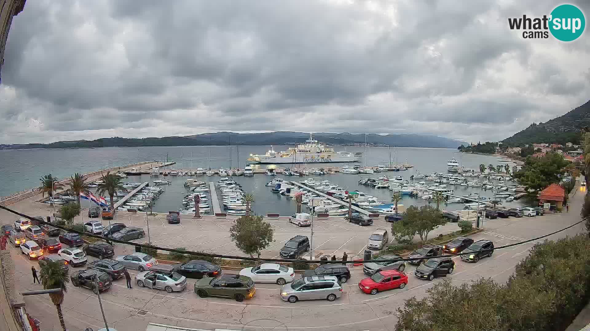 Web kamera Orebić Riva – Trajekt za Korčulu uživo