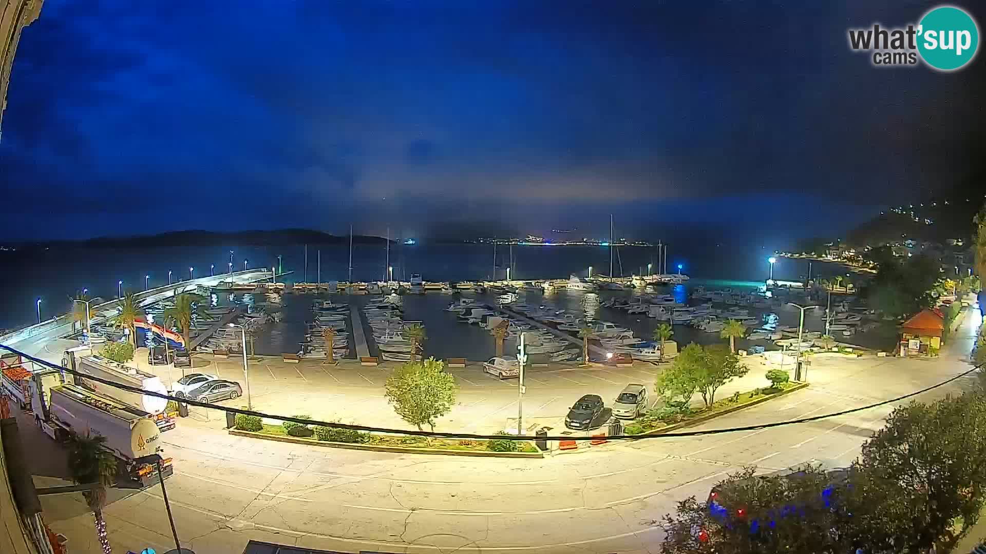 Spletna kamera Orebić Riva – Trajekt za Korčulo v živo