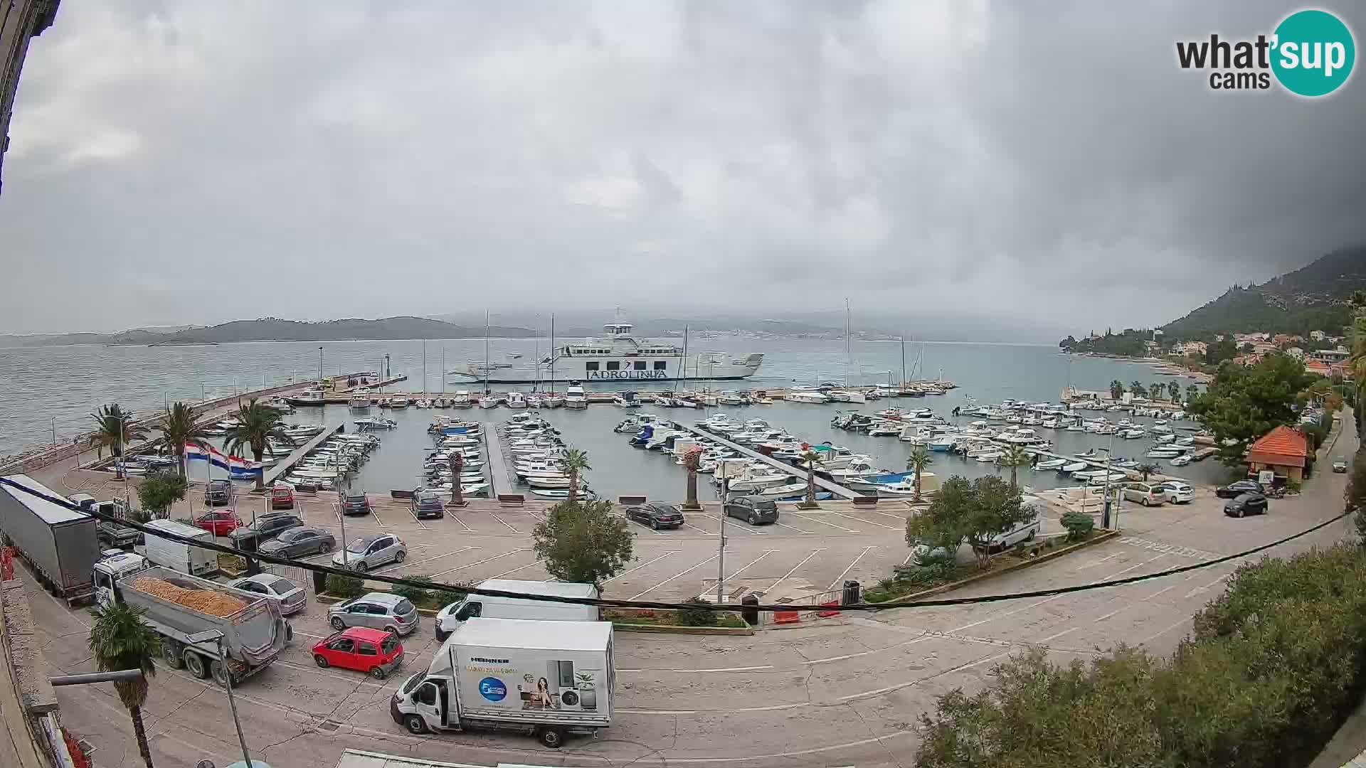 Spletna kamera Orebić Riva – Trajekt za Korčulo v živo