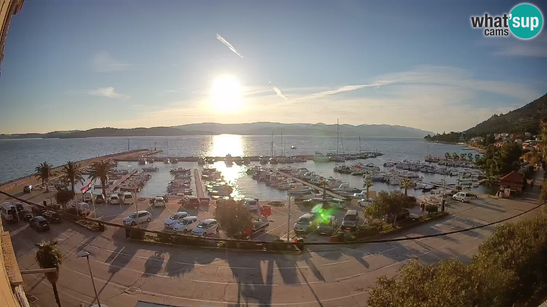 Web kamera Orebić Riva – Trajekt za Korčulu uživo
