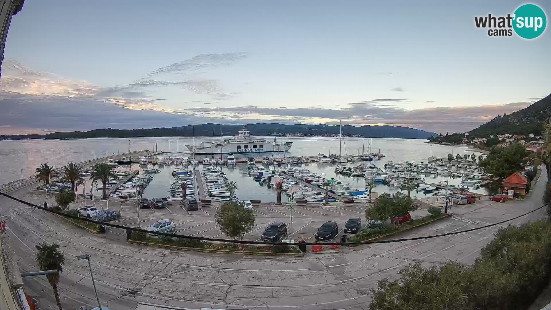 Web kamera Orebić Riva – Trajekt za Korčulu uživo