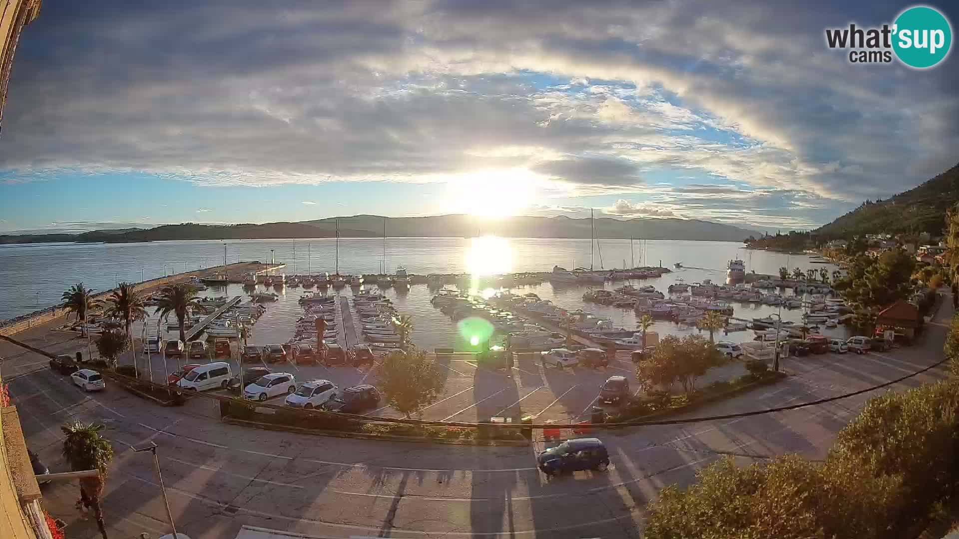 Web kamera Orebić Riva – Trajekt za Korčulu uživo