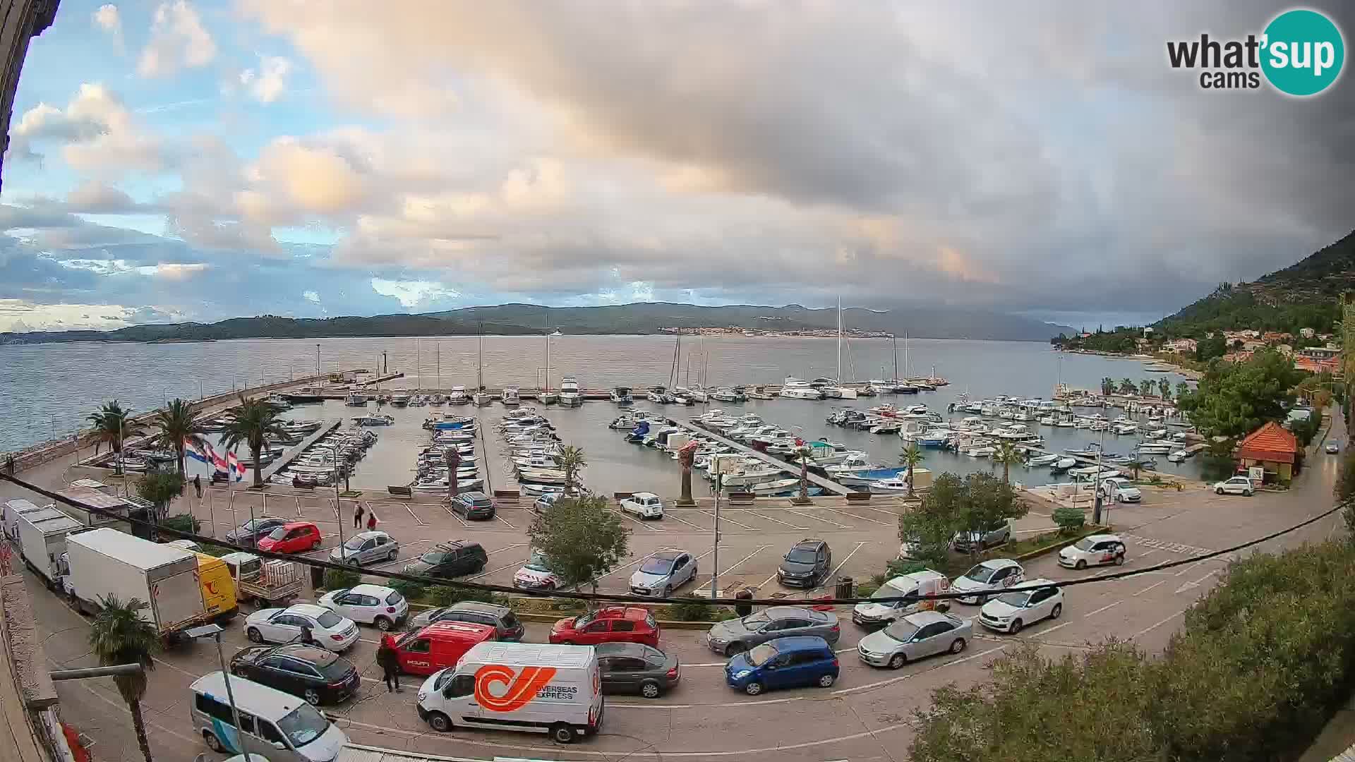 Web kamera Orebić Riva – Trajekt za Korčulu uživo