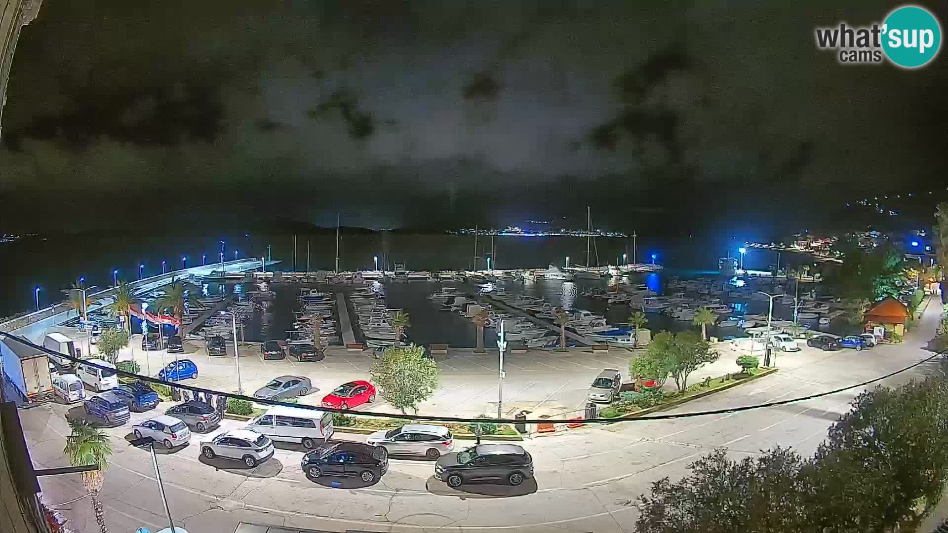 Web kamera Orebić Riva – Trajekt za Korčulu uživo