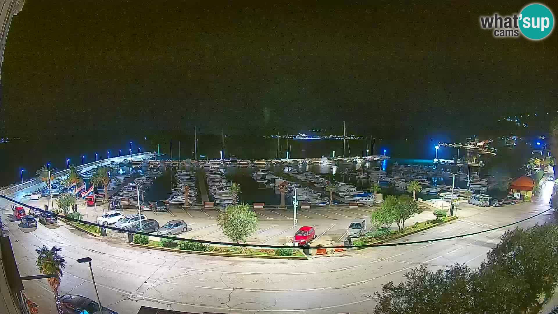 Web kamera Orebić Riva – Trajekt za Korčulu uživo