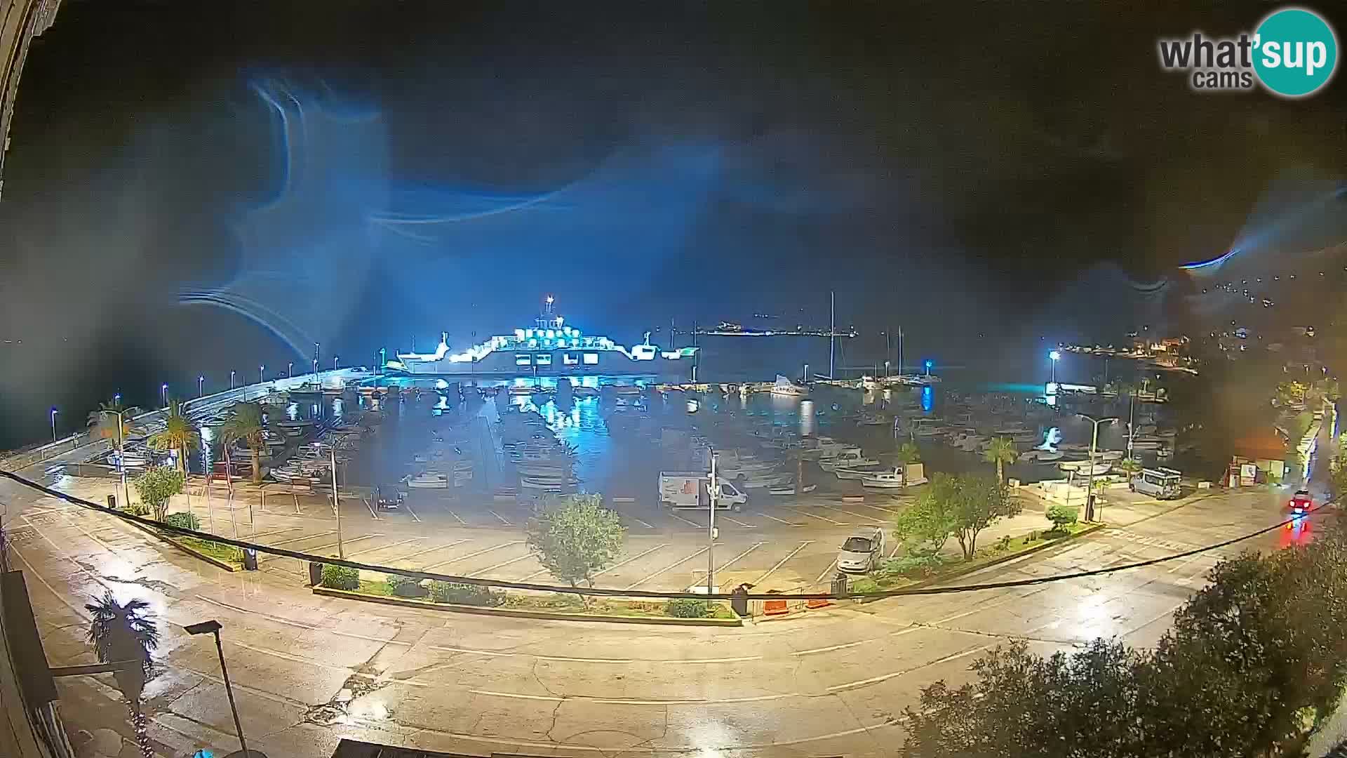 Spletna kamera Orebić Riva – Trajekt za Korčulo v živo