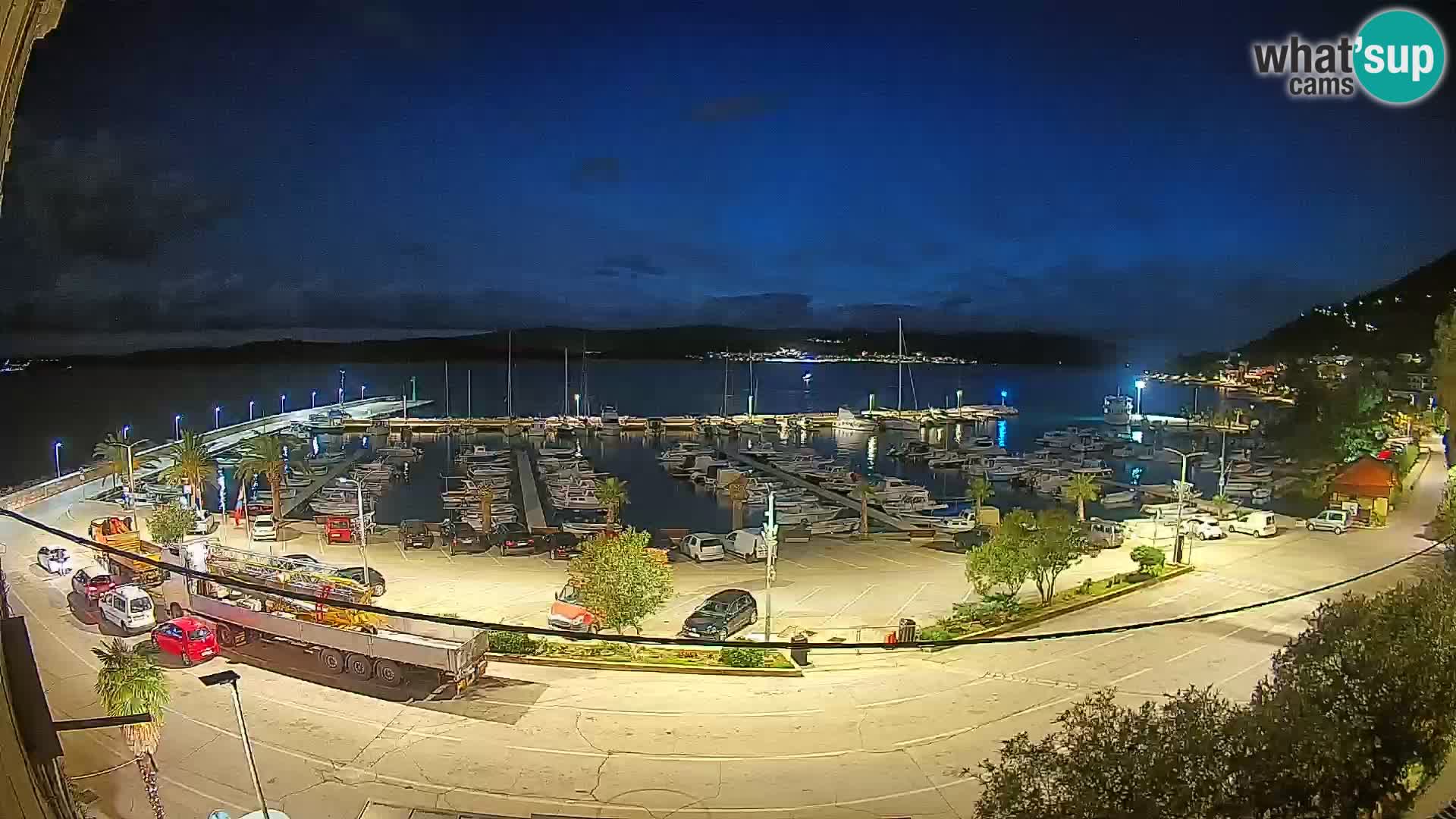 Spletna kamera Orebić Riva – Trajekt za Korčulo v živo