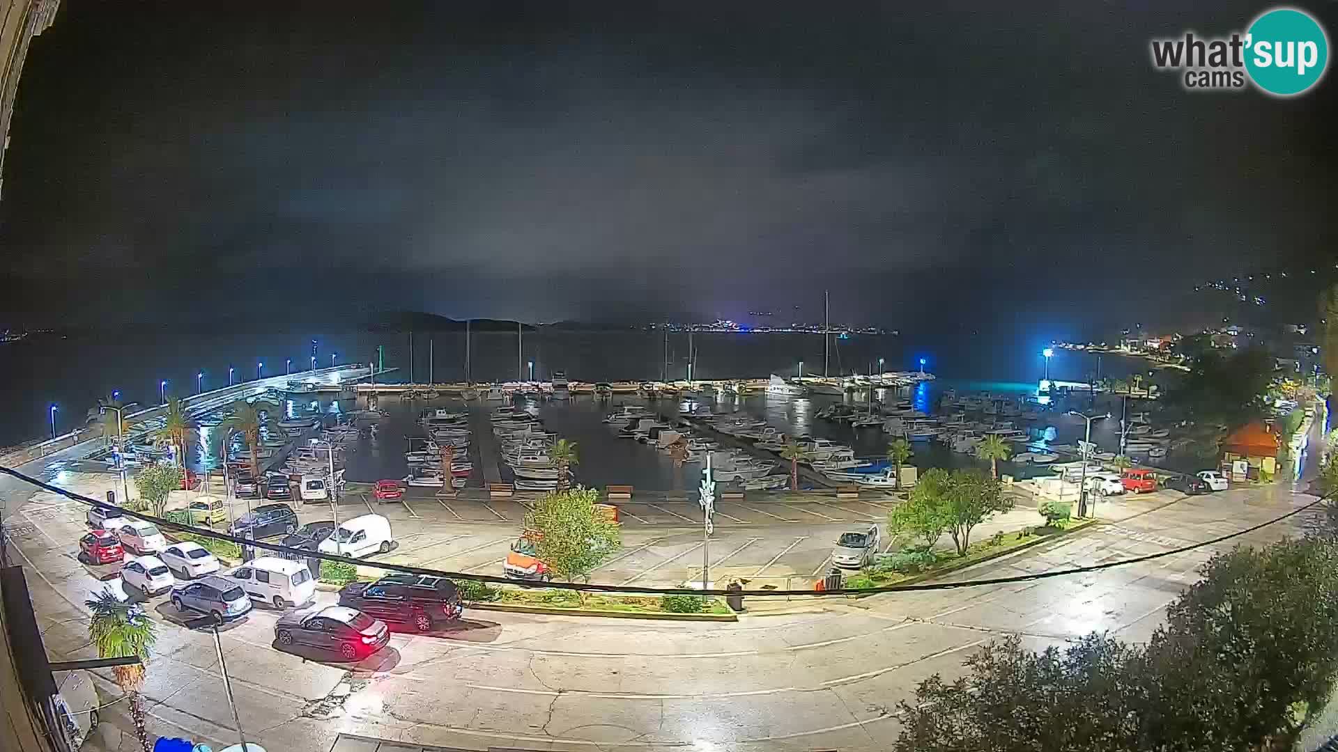 Web kamera Orebić Riva – Trajekt za Korčulu uživo