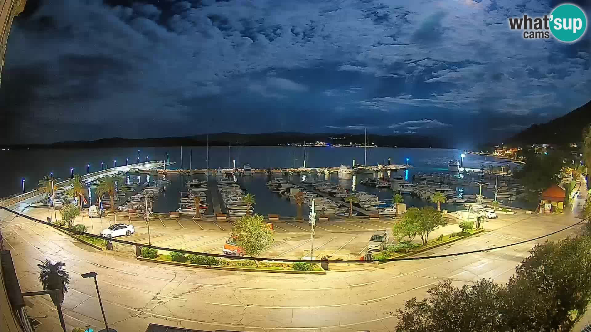 Web kamera Orebić Riva – Trajekt za Korčulu uživo