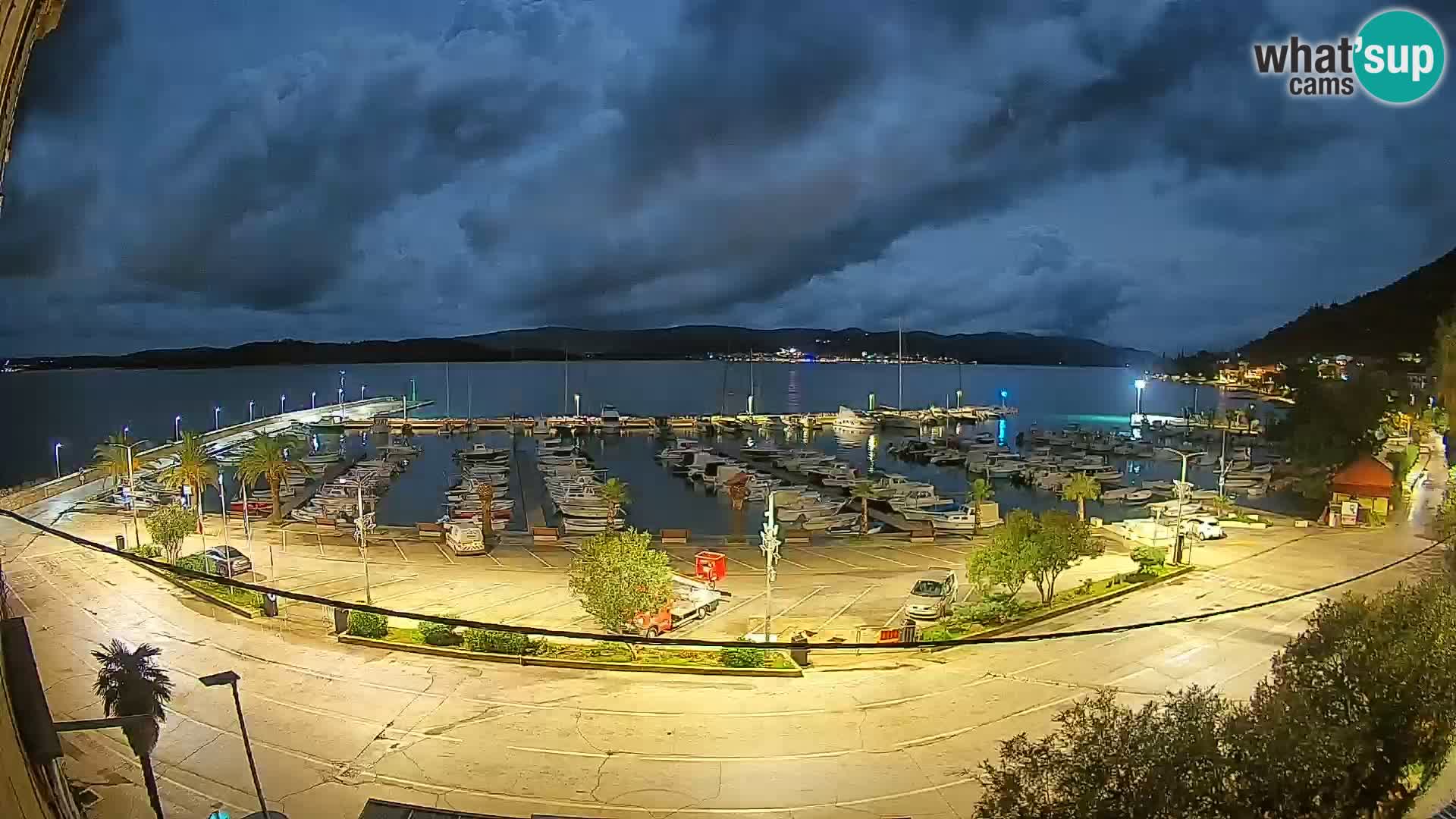 Spletna kamera Orebić Riva – Trajekt za Korčulo v živo