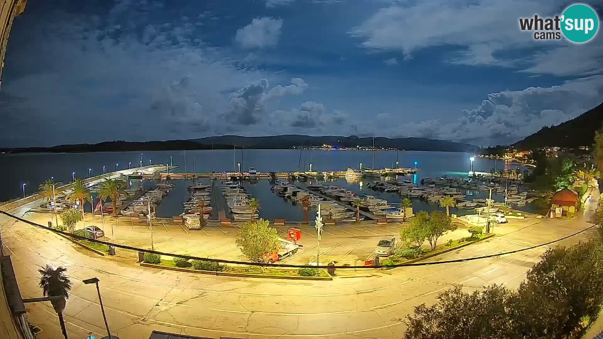 Spletna kamera Orebić Riva – Trajekt za Korčulo v živo