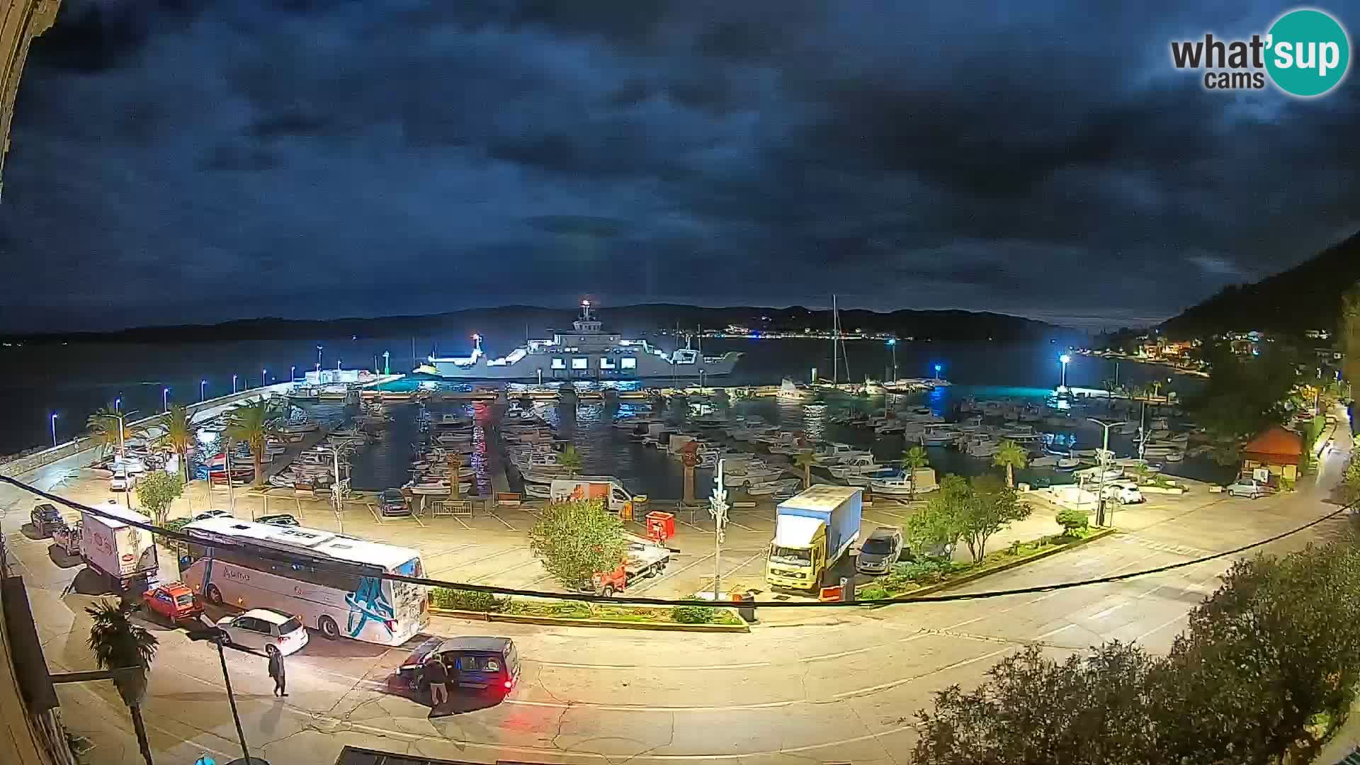 Web kamera Orebić Riva – Trajekt za Korčulu uživo