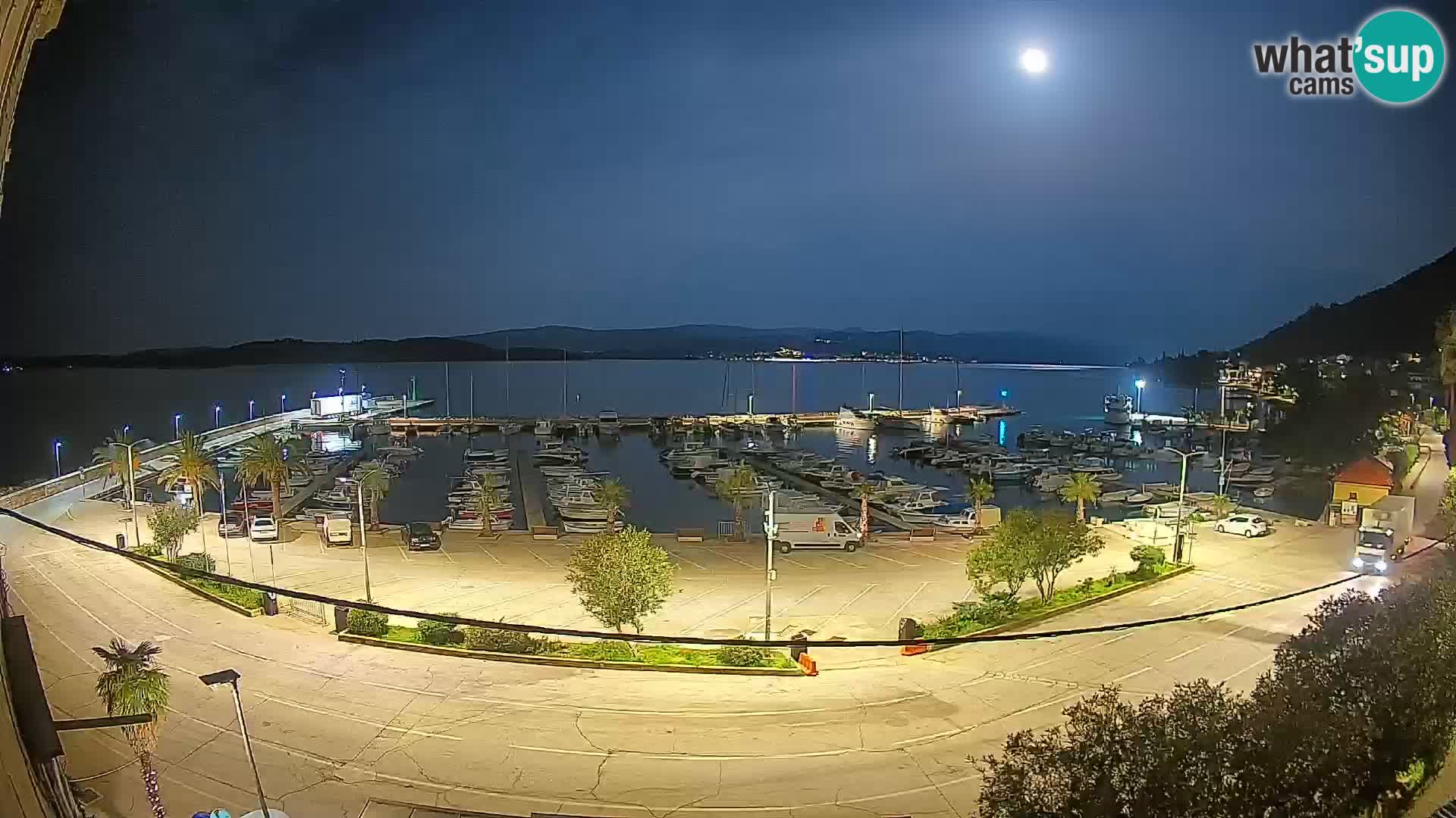 Webcam Orebić Riva – Ferry to Korčula Live
